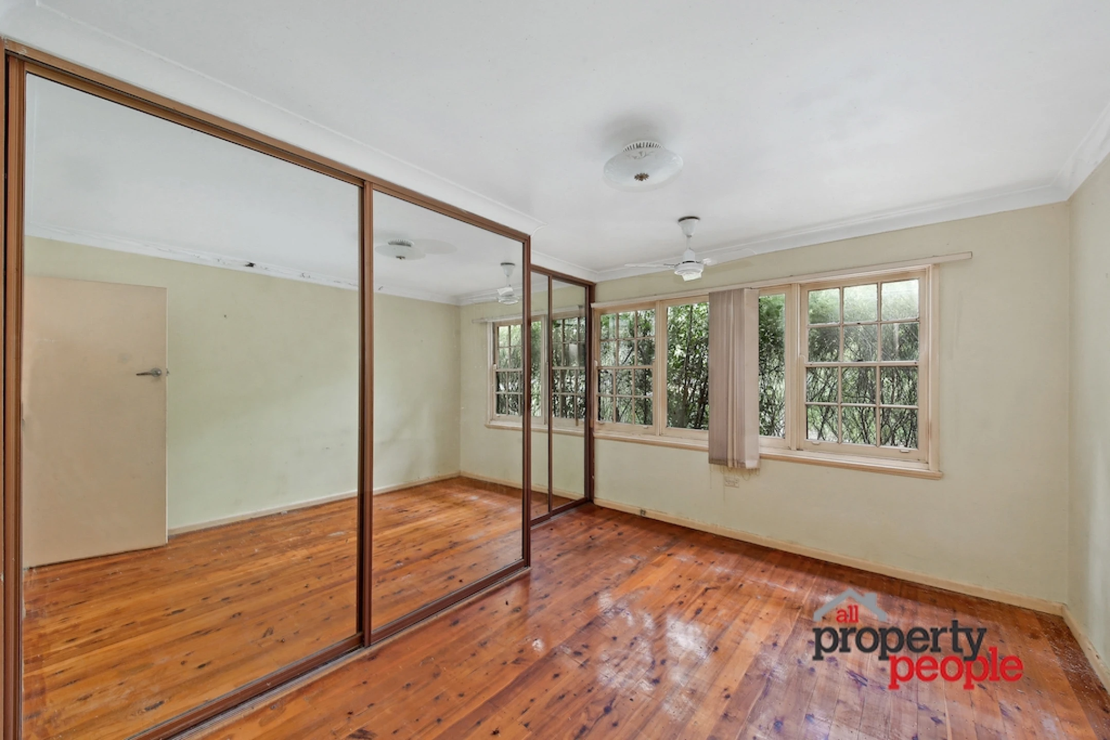32 Harvey Street, Macquarie Fields NSW 2564, Macquarie Fields - Thumbnail 5