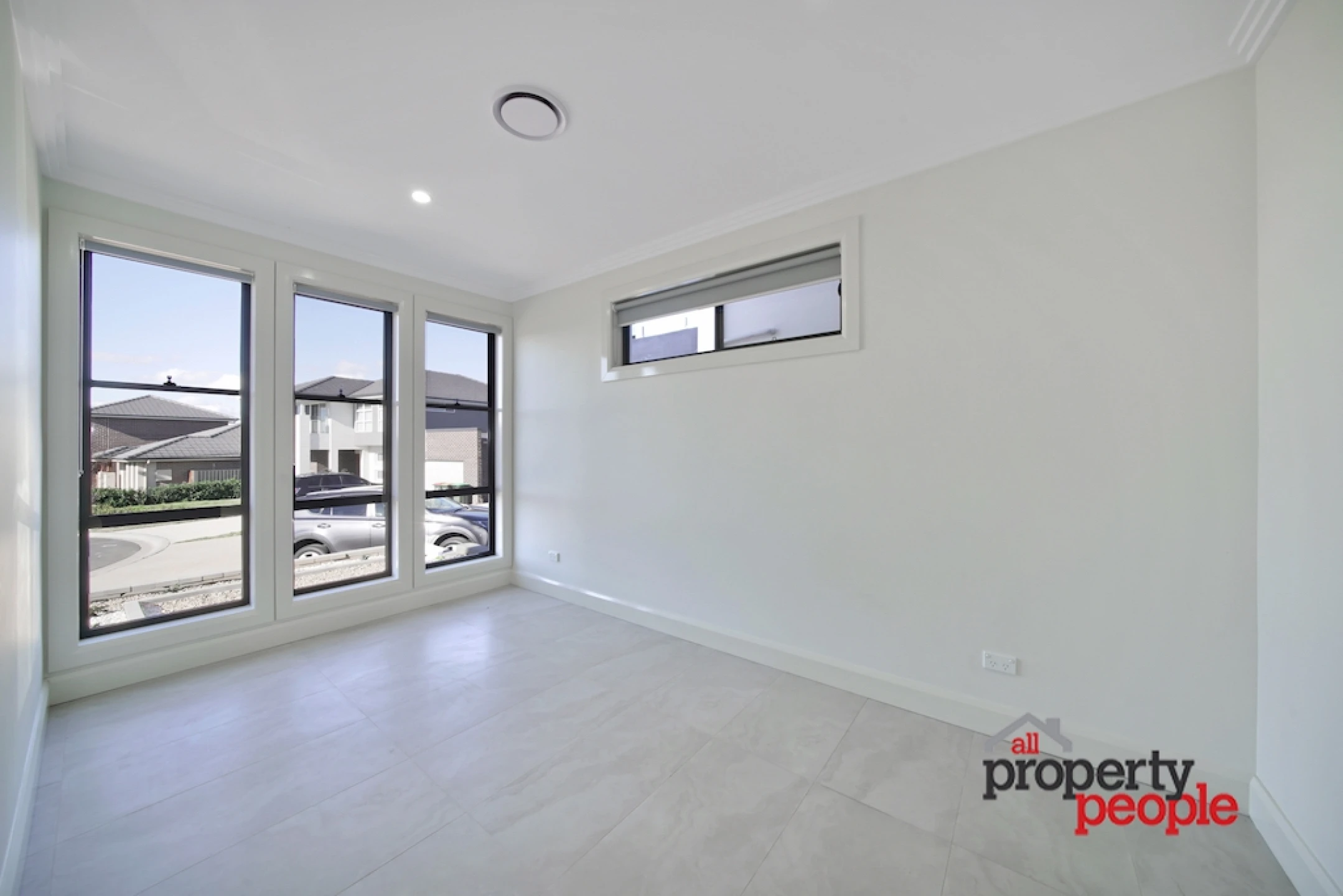 9B Bowe Place, Oran Park NSW 2570, Oran Park - Thumbnail 5