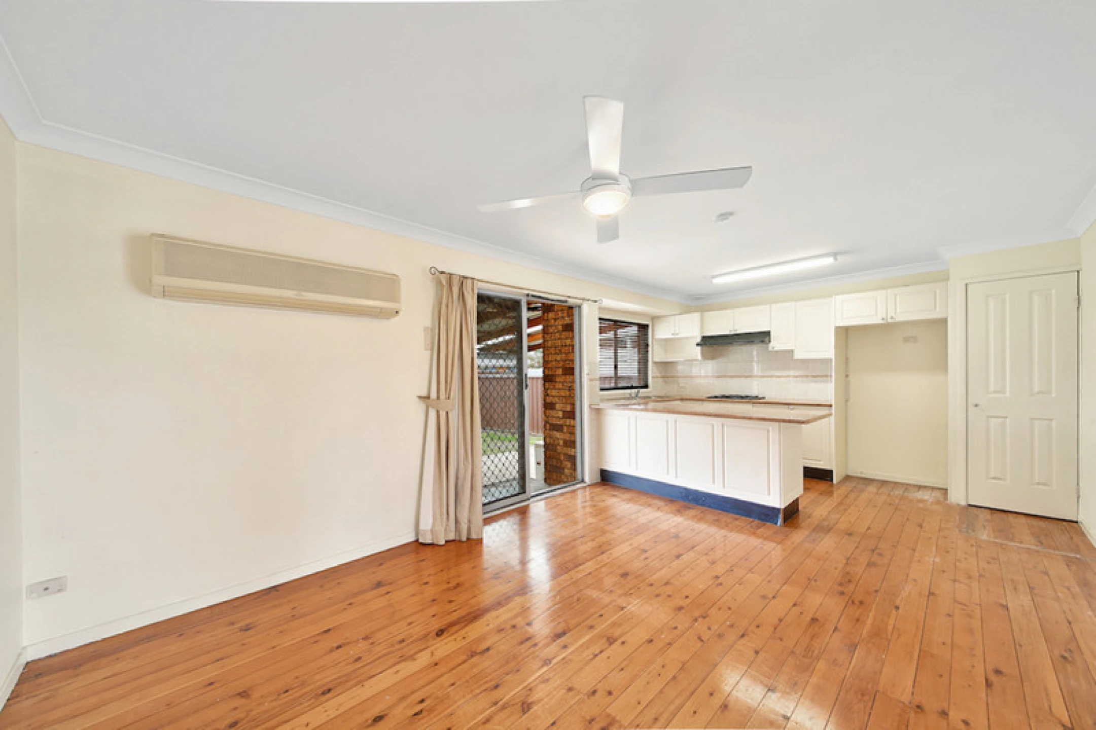 20 Adrian Street, Macquarie Fields NSW 2564, Macquarie Fields - Thumbnail 7