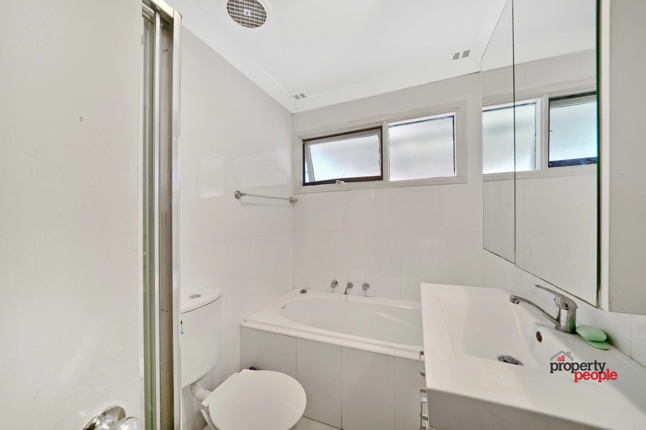 3 Dickens Road, Ambarvale NSW 2560, Ambarvale - Thumbnail 5