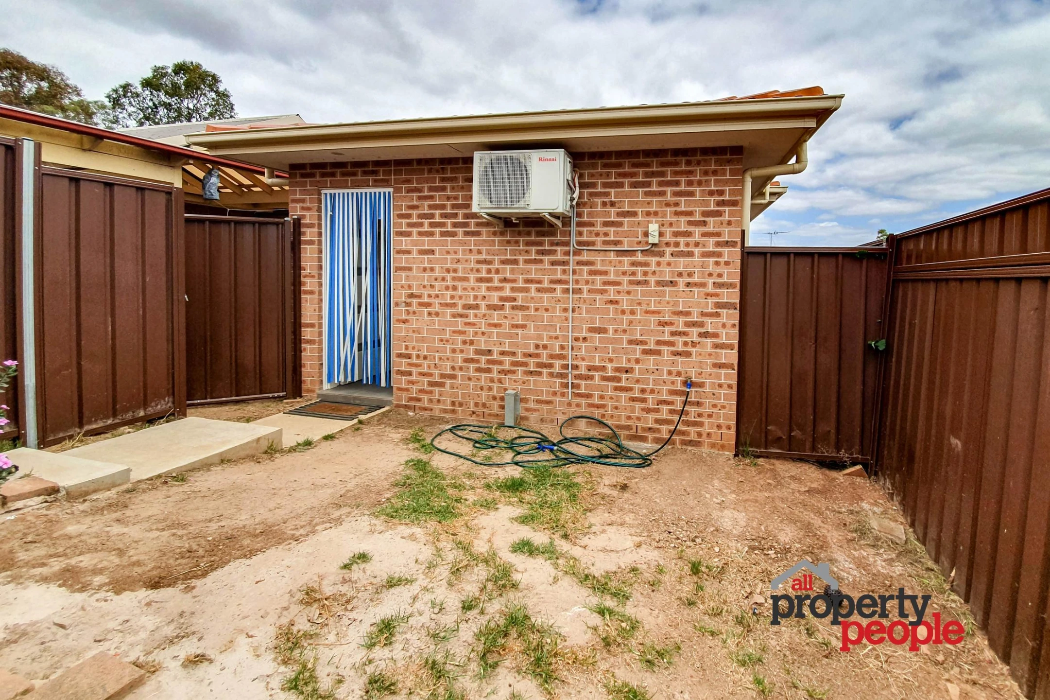 Property enquiry form background image