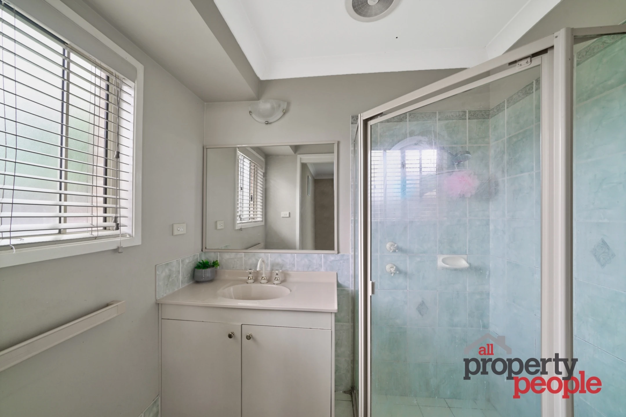 7 Tuross Close, Prestons NSW 2170, Prestons - Thumbnail 8