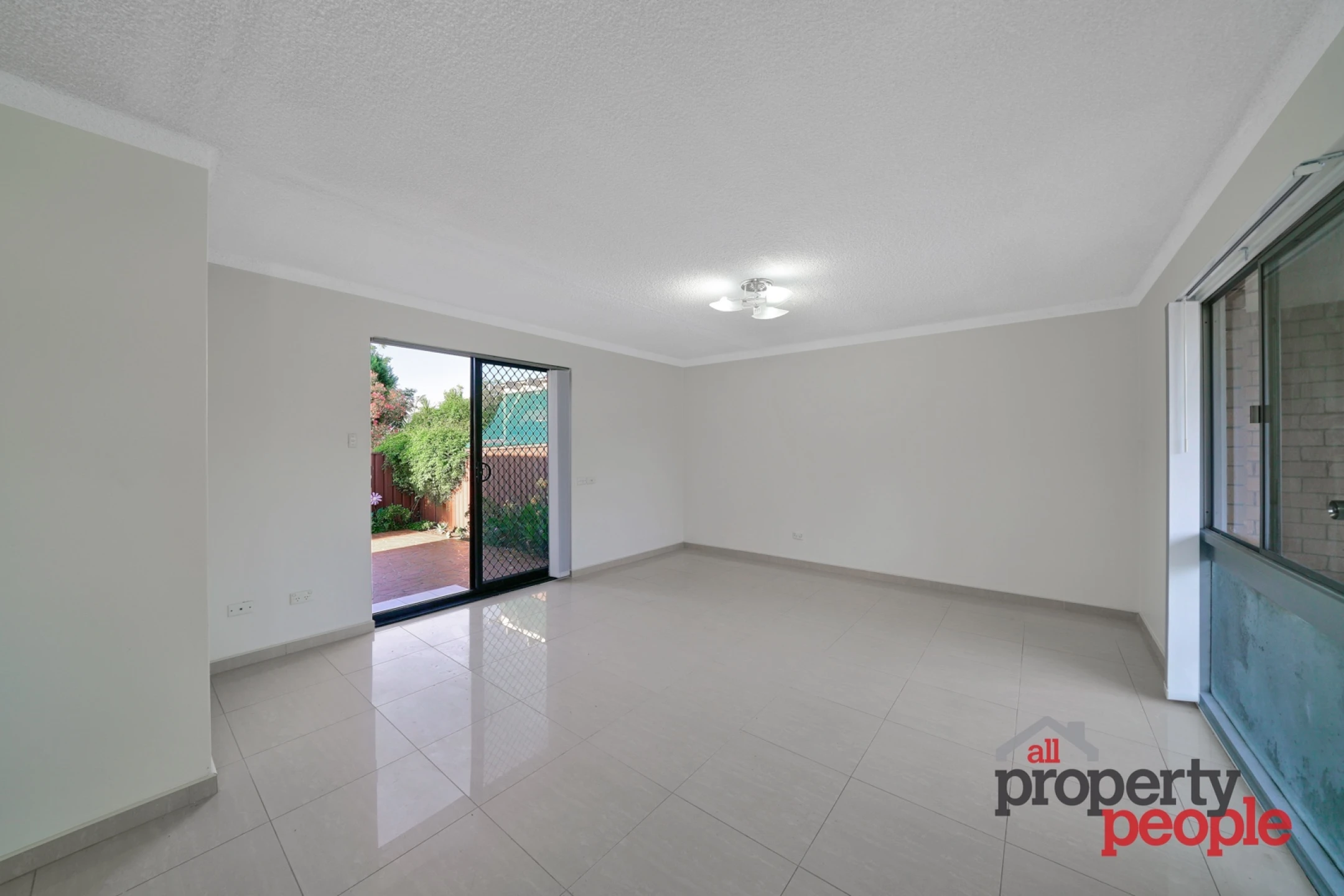 9 / 10 Atchison Road, Macquarie Fields NSW 2564, Macquarie Fields - Thumbnail 2