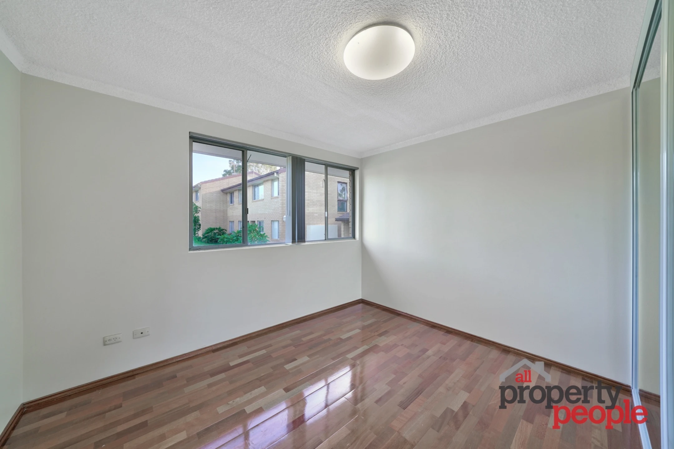 9 / 10 Atchison Road, Macquarie Fields NSW 2564, Macquarie Fields - Thumbnail 5