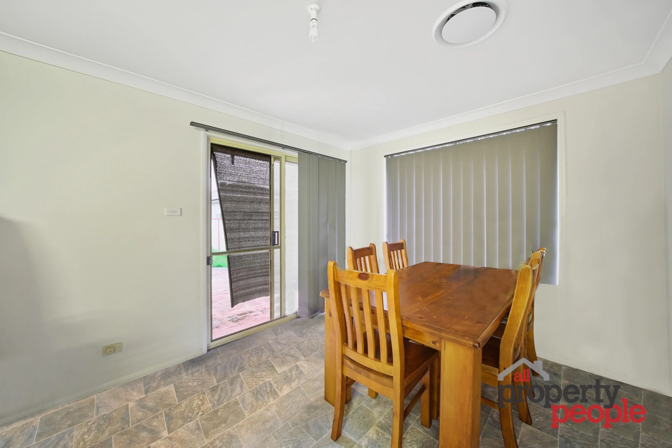 115a Saywell Road, Macquarie Fields NSW 2564, Macquarie Fields - Thumbnail 4