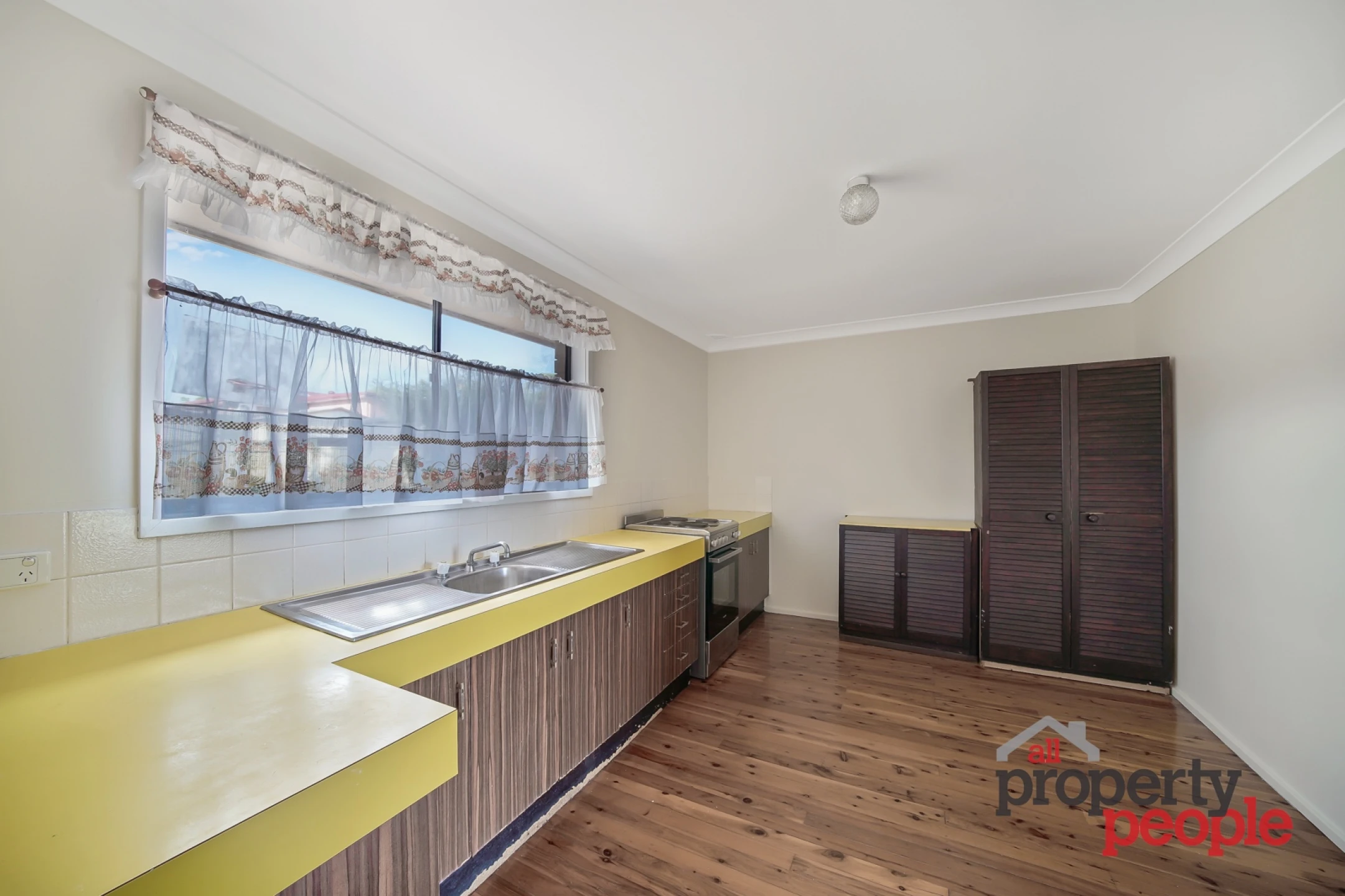 14 Fenton Crescent, Minto NSW 2566, Minto - Thumbnail 4