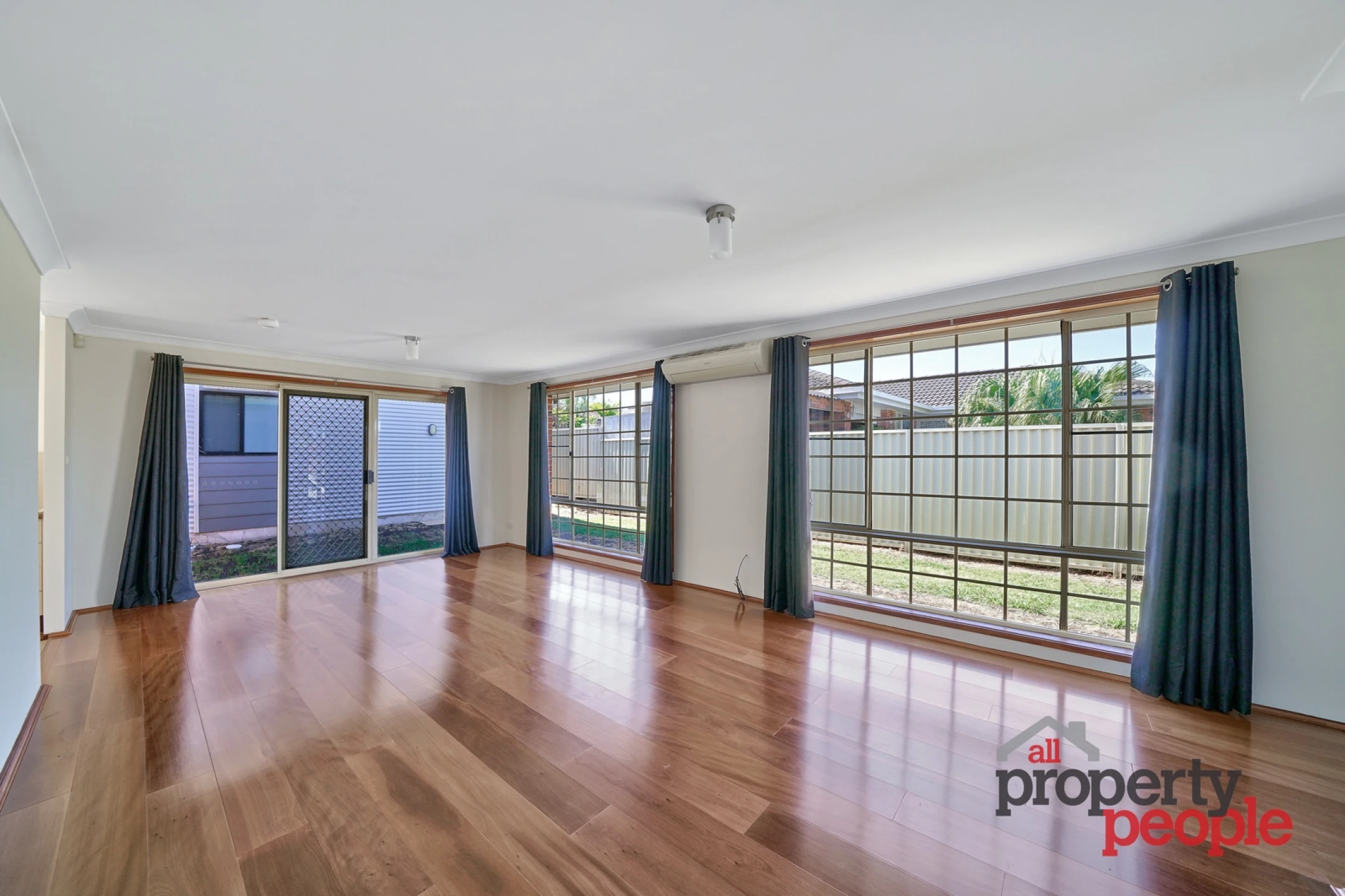 32 Falcon Circuit, Green Valley NSW 2168, Green Valley - Thumbnail 5