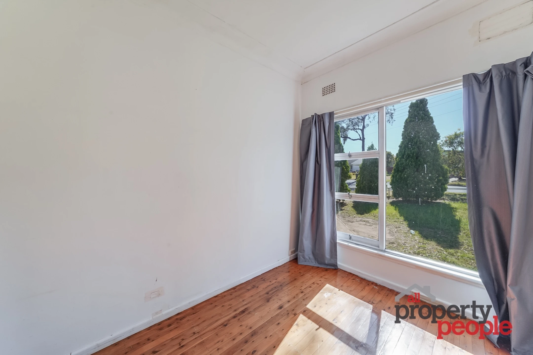 23 Wentworth Avenue, Glenfield NSW 2167, Glenfield - Thumbnail 7