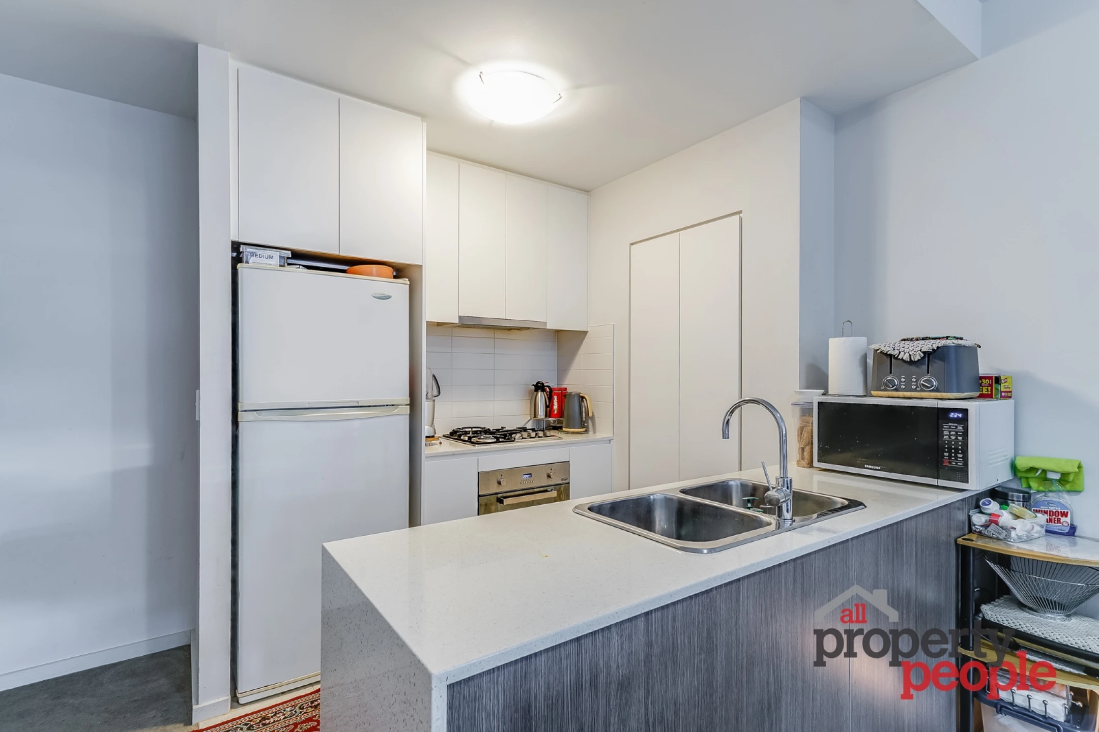 19 / 12-14 King Street, Campbelltown NSW 2560, Campbelltown - Thumbnail 2