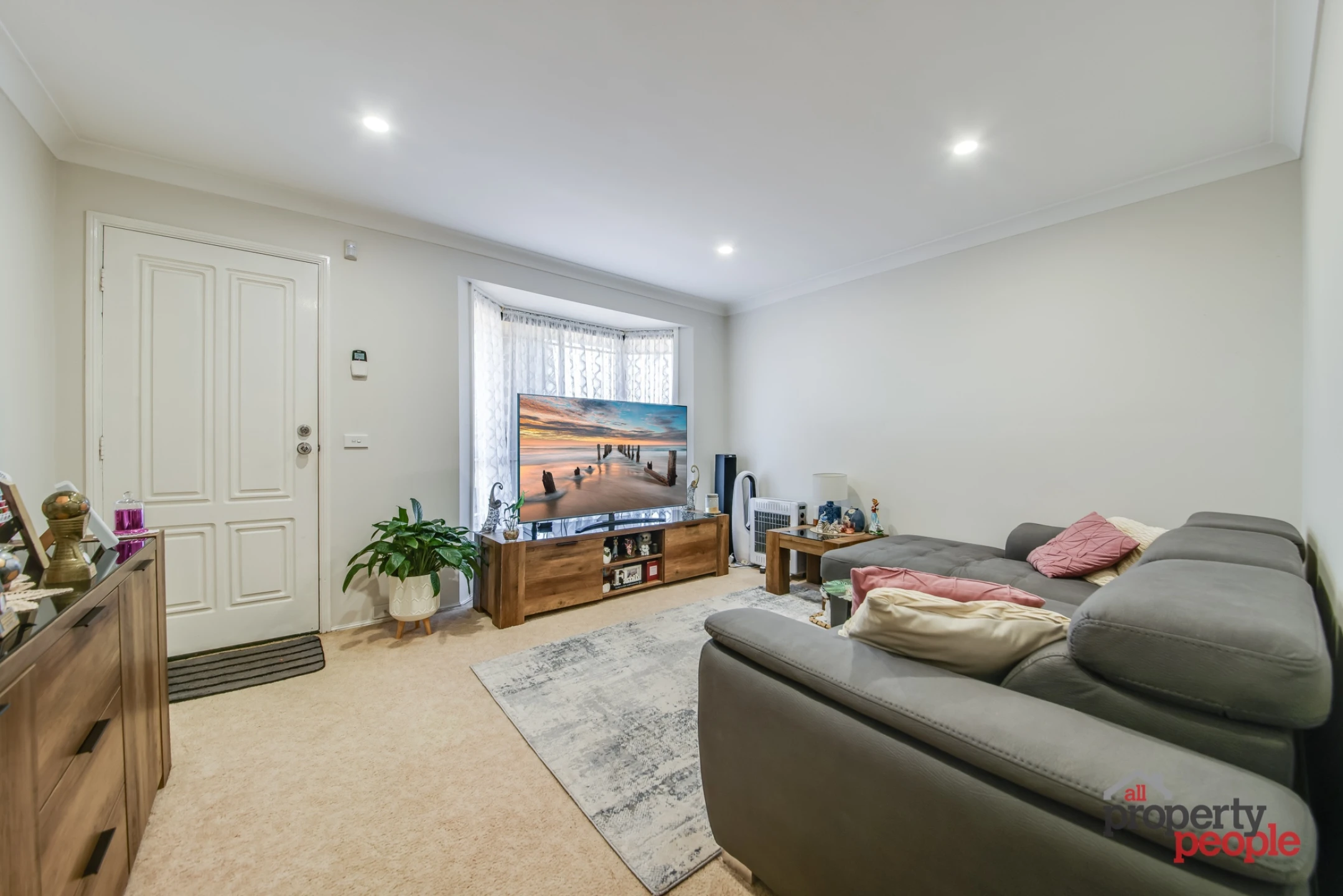 3 / 6 Parkholme Circuit, Englorie Park NSW 2560, Englorie Park - Thumbnail 2