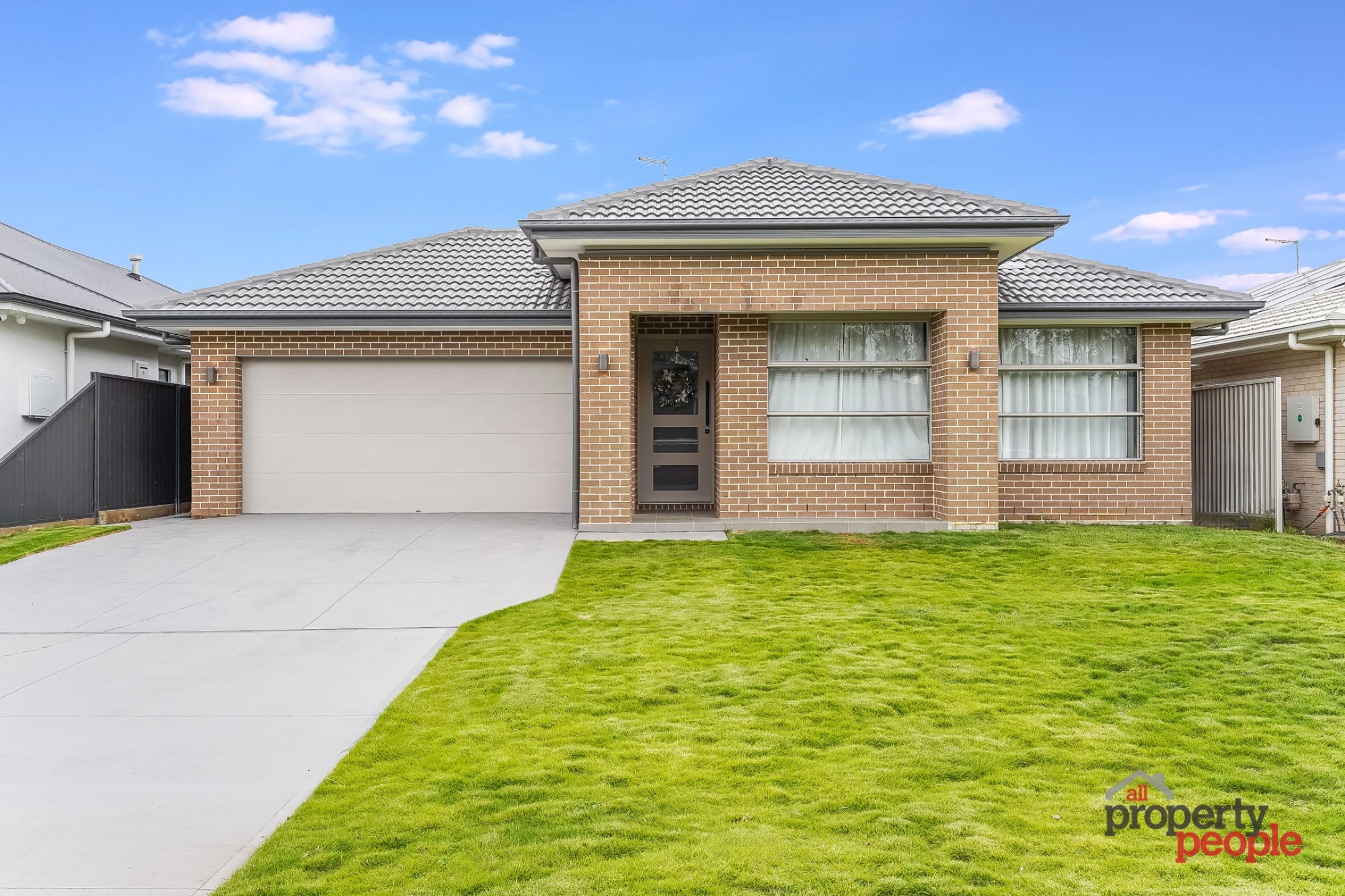 Property enquiry form background image