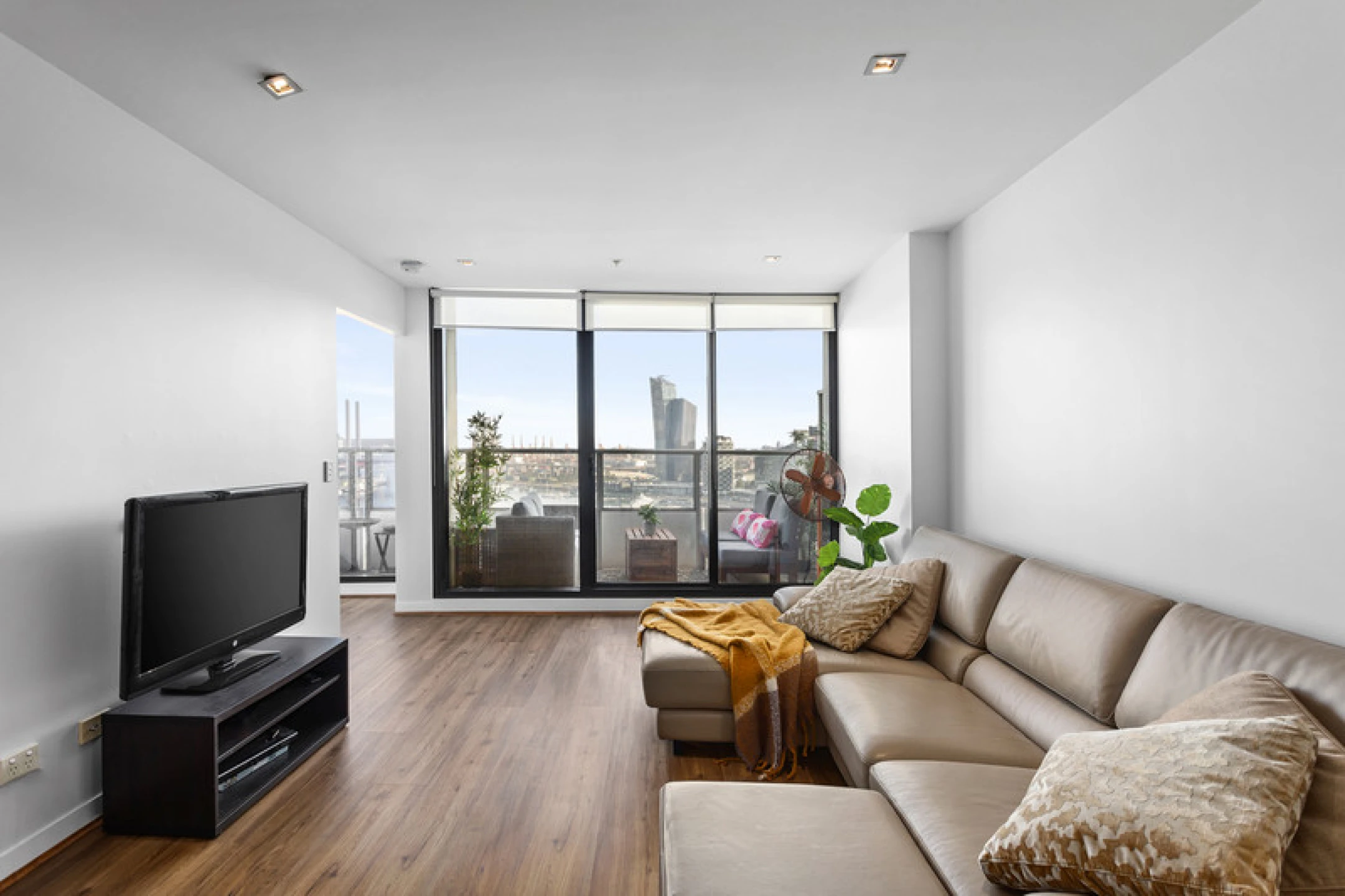Property enquiry form background image