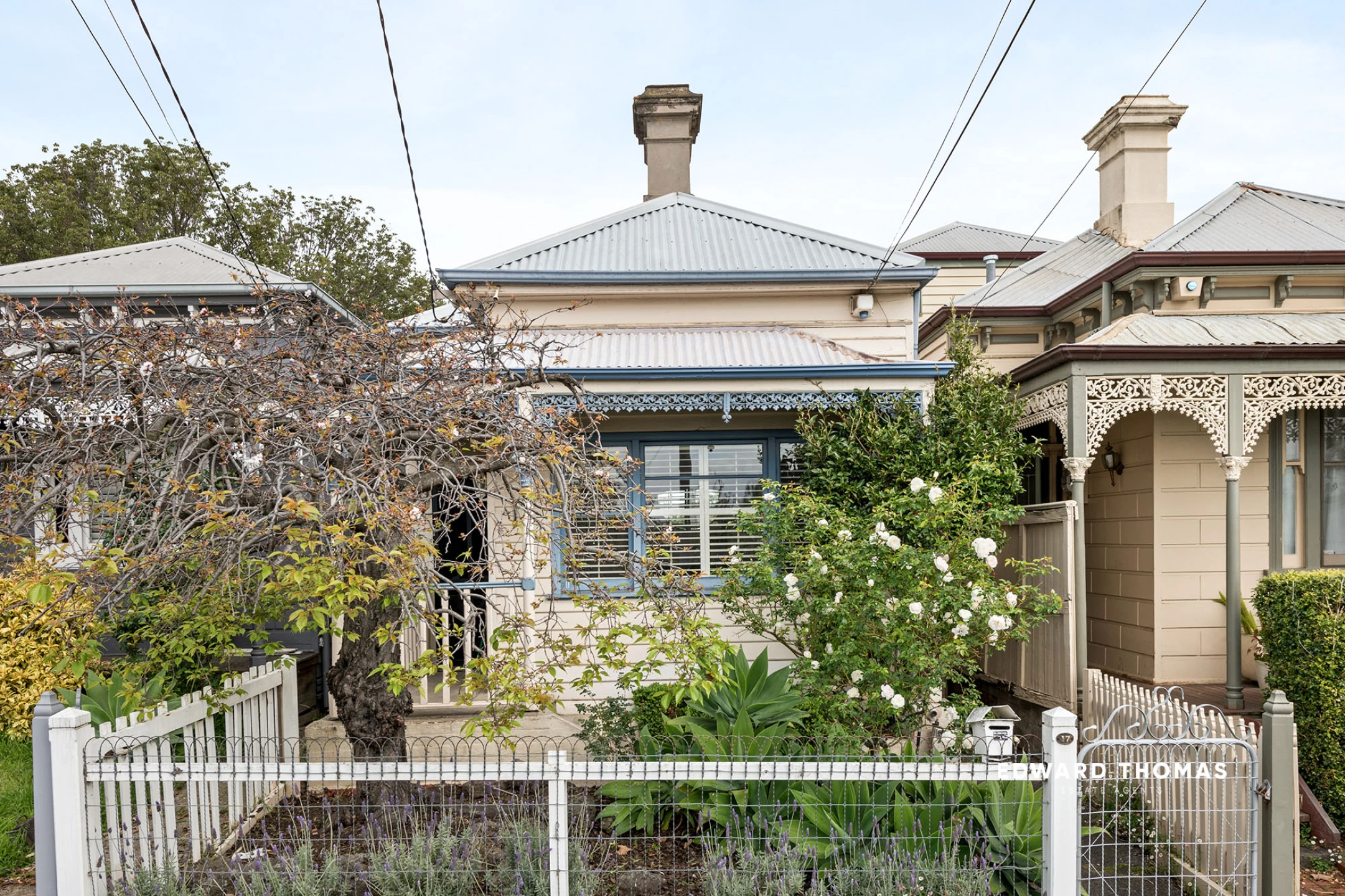 Property enquiry form background image