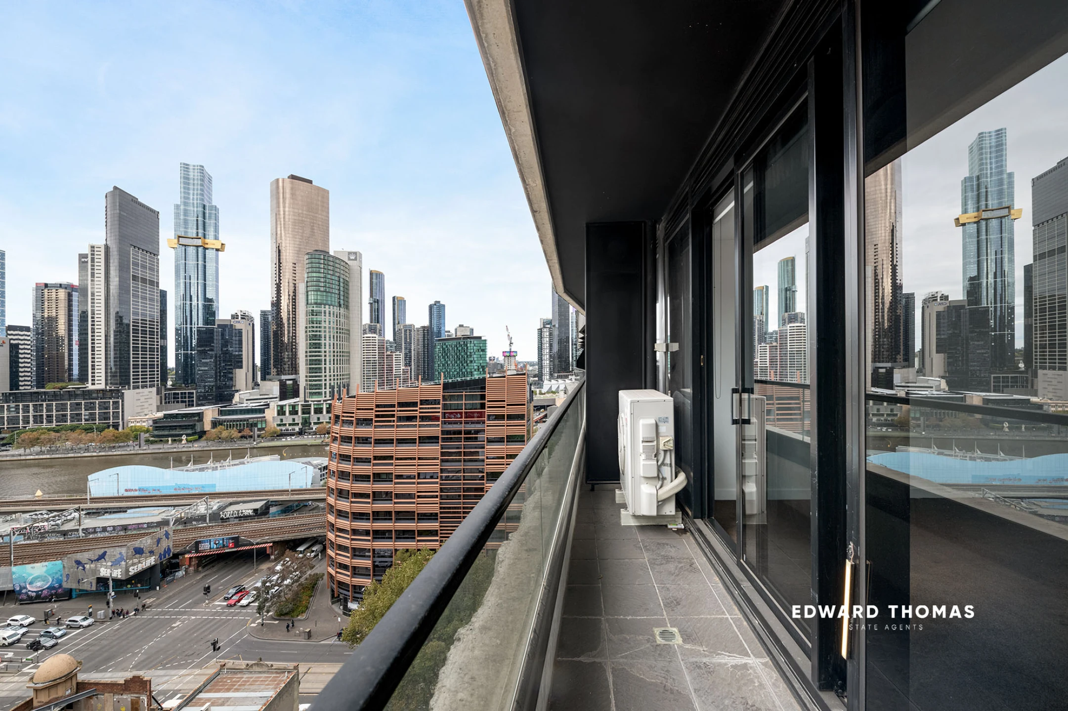 1702 / 7 Katherine Place, Melbourne VIC 3000, Melbourne - Thumbnail 6