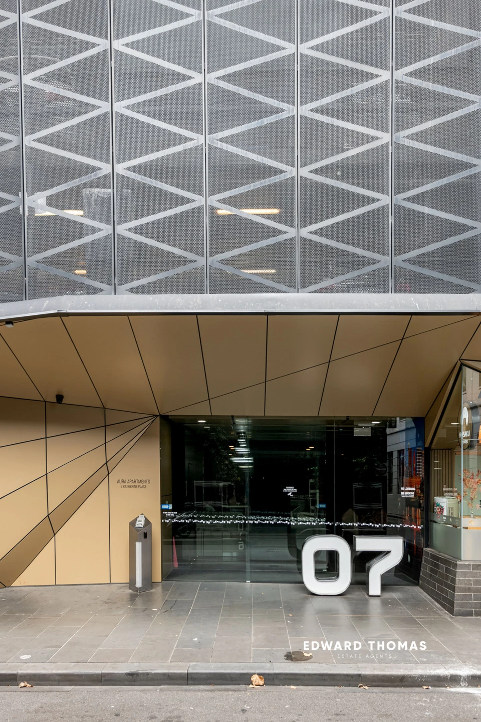 1702 / 7 Katherine Place, Melbourne VIC 3000, Melbourne - Thumbnail 5