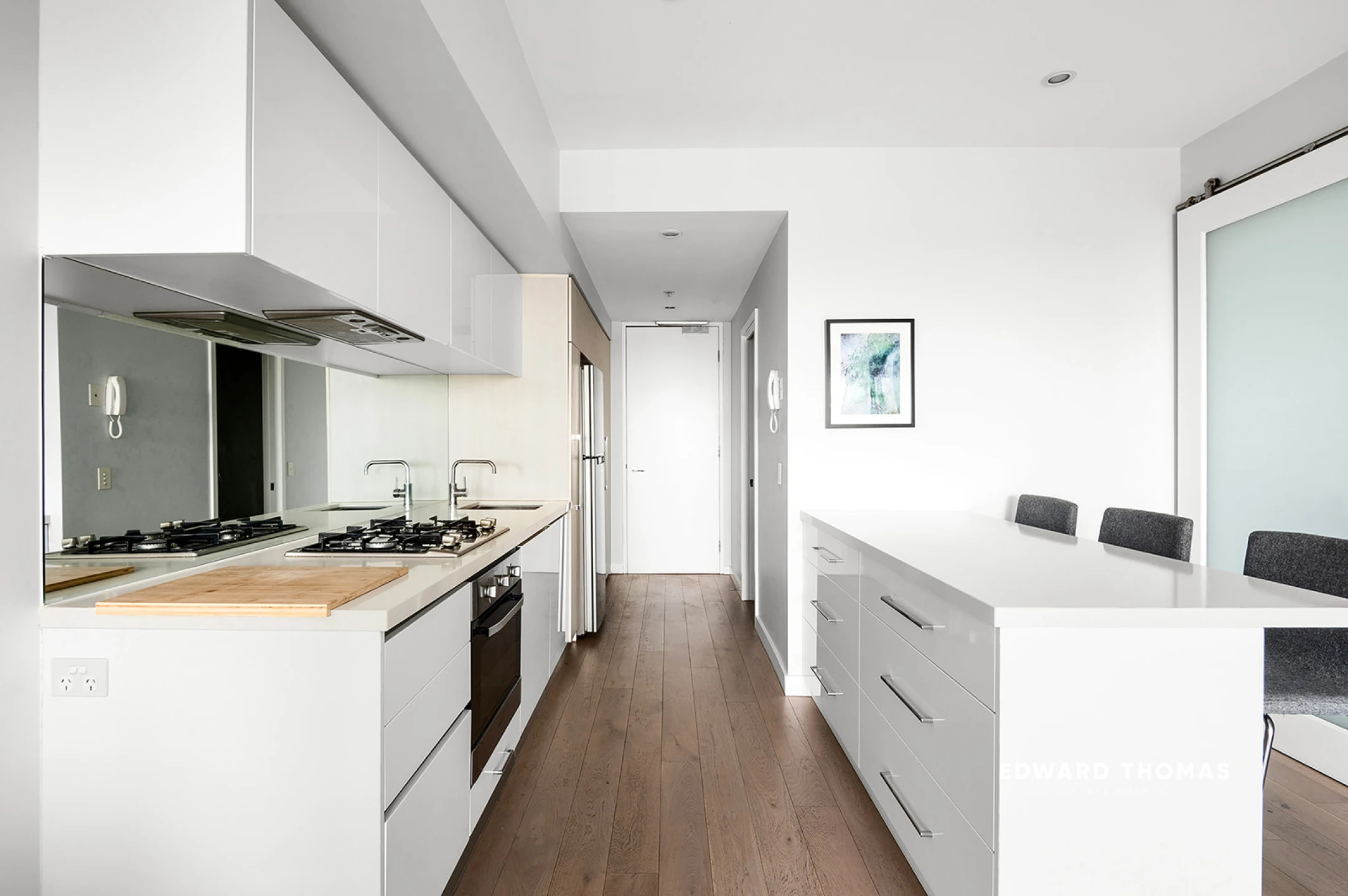 2701 / 35 Malcolm Street, South Yarra VIC 3141, South Yarra - Thumbnail 3