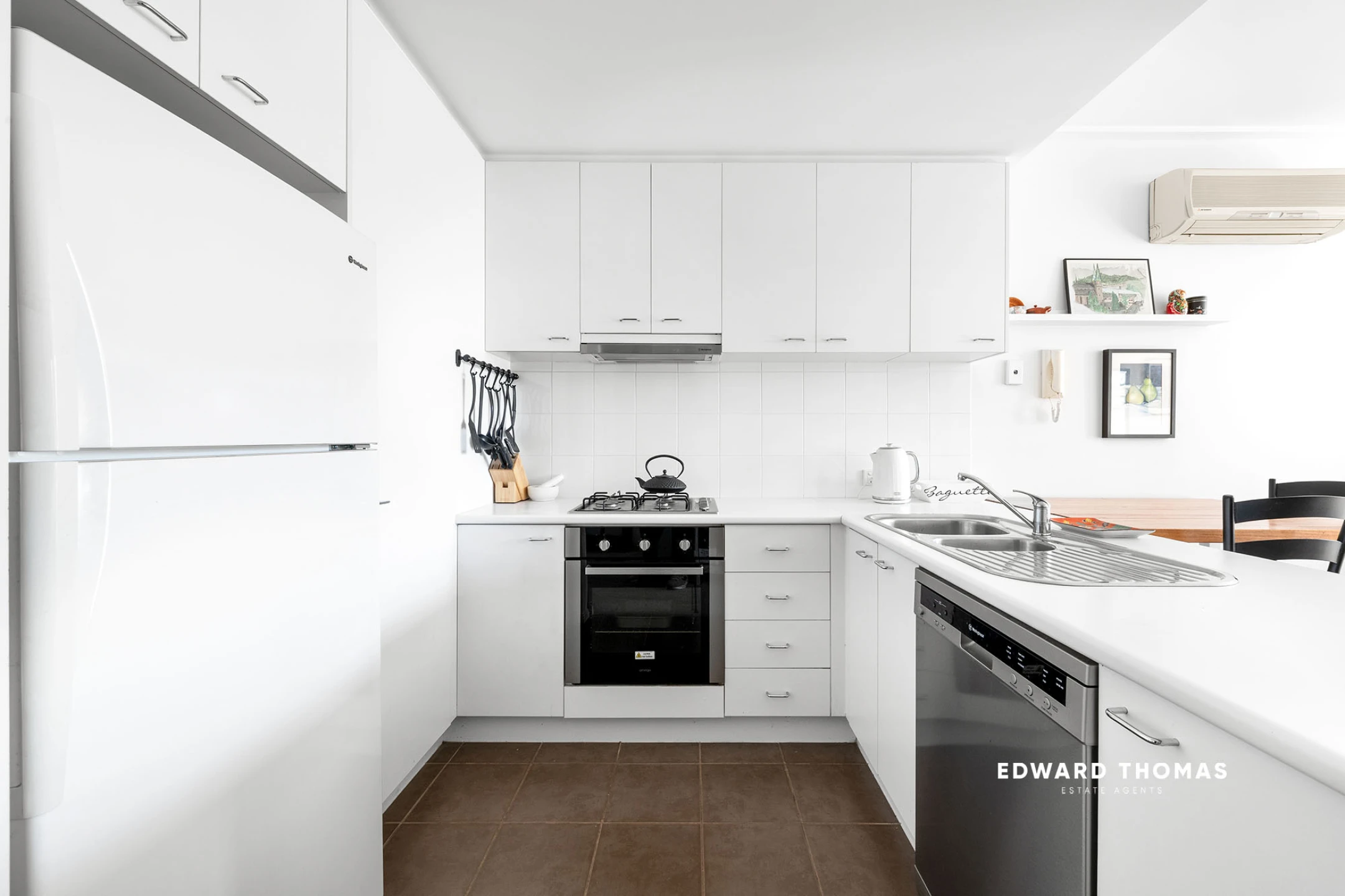 8 / 37 Kensington Road, Kensington VIC 3031, Kensington - Thumbnail 3