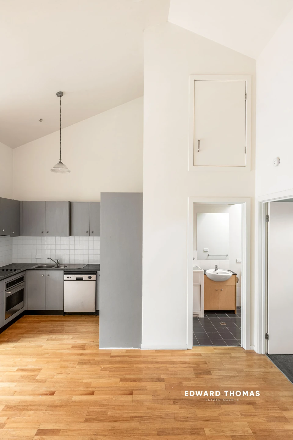 15 / 8 Mawbey Street, Kensington VIC 3031, Kensington - Thumbnail 4