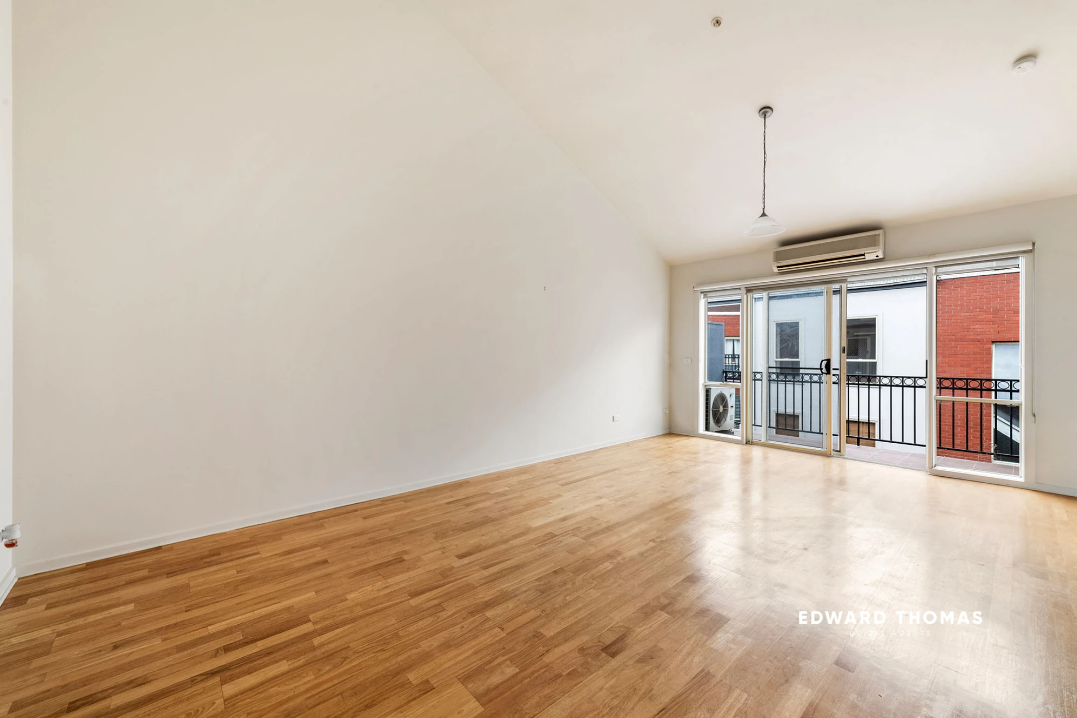 15 / 8 Mawbey Street, Kensington VIC 3031, Kensington - Thumbnail 5