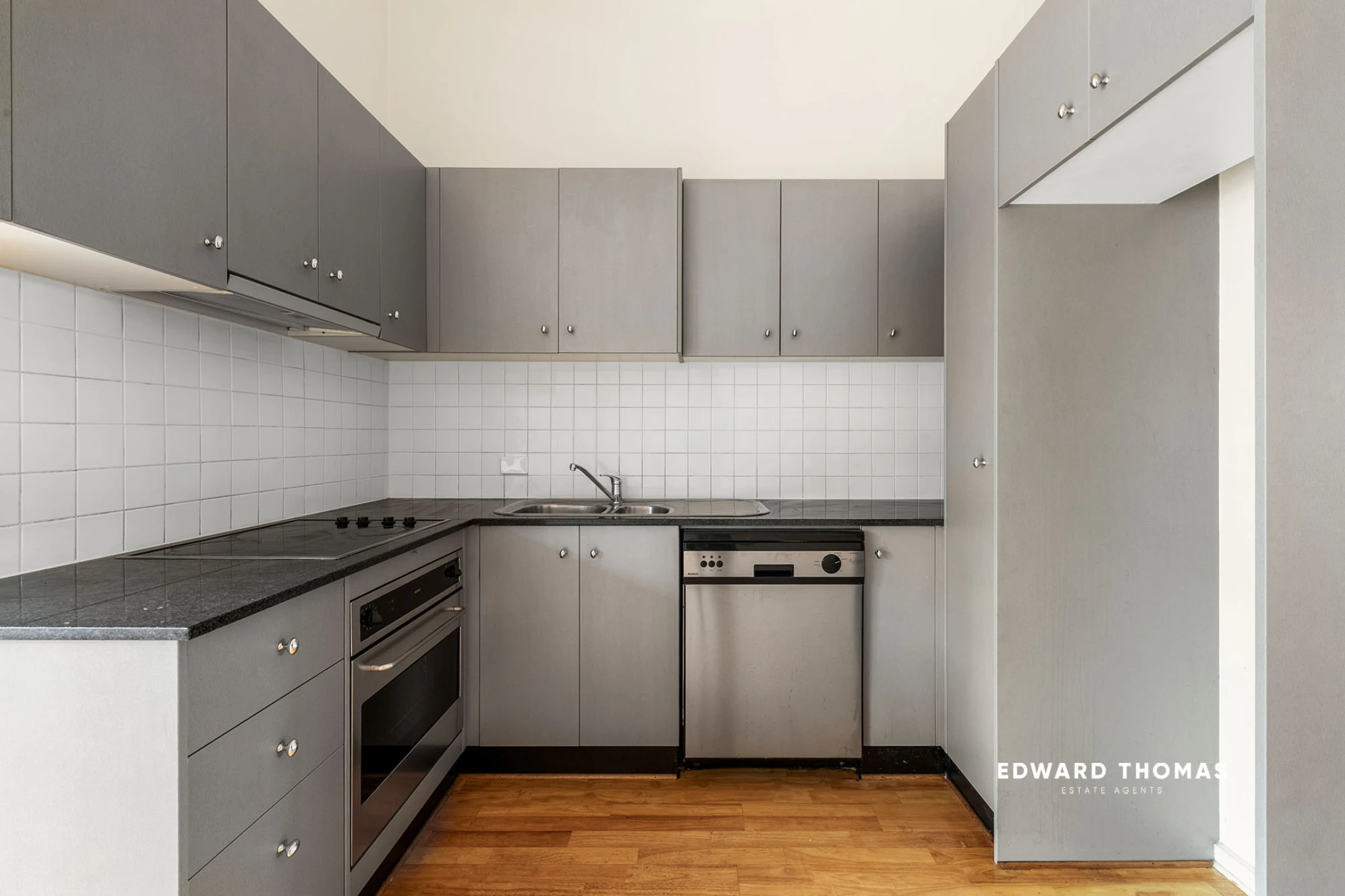 15 / 8 Mawbey Street, Kensington VIC 3031, Kensington - Thumbnail 3