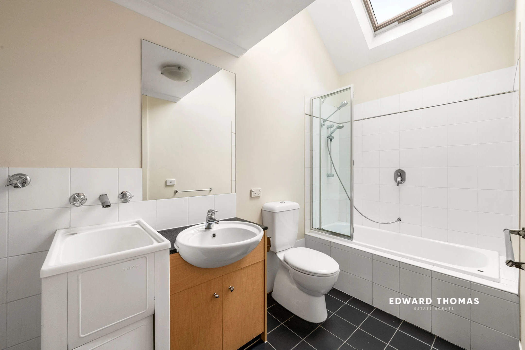 15 / 8 Mawbey Street, Kensington VIC 3031, Kensington - Thumbnail 8