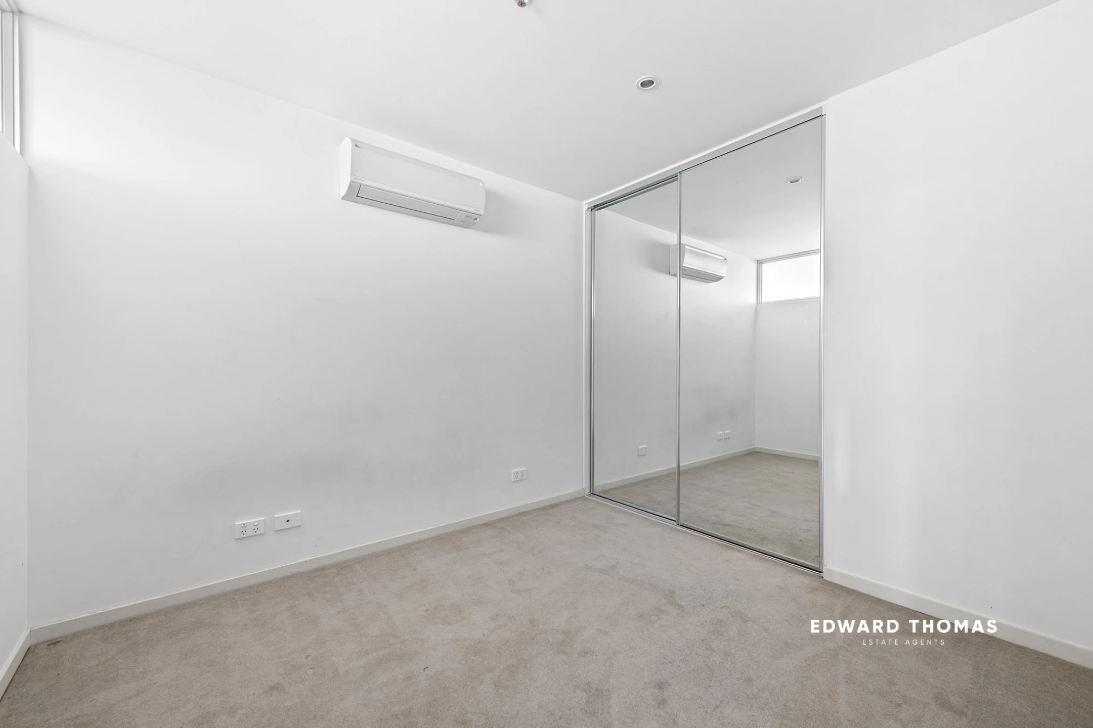 1102 / 5 Sutherland Street, Melbourne VIC 3000, Melbourne - Thumbnail 6