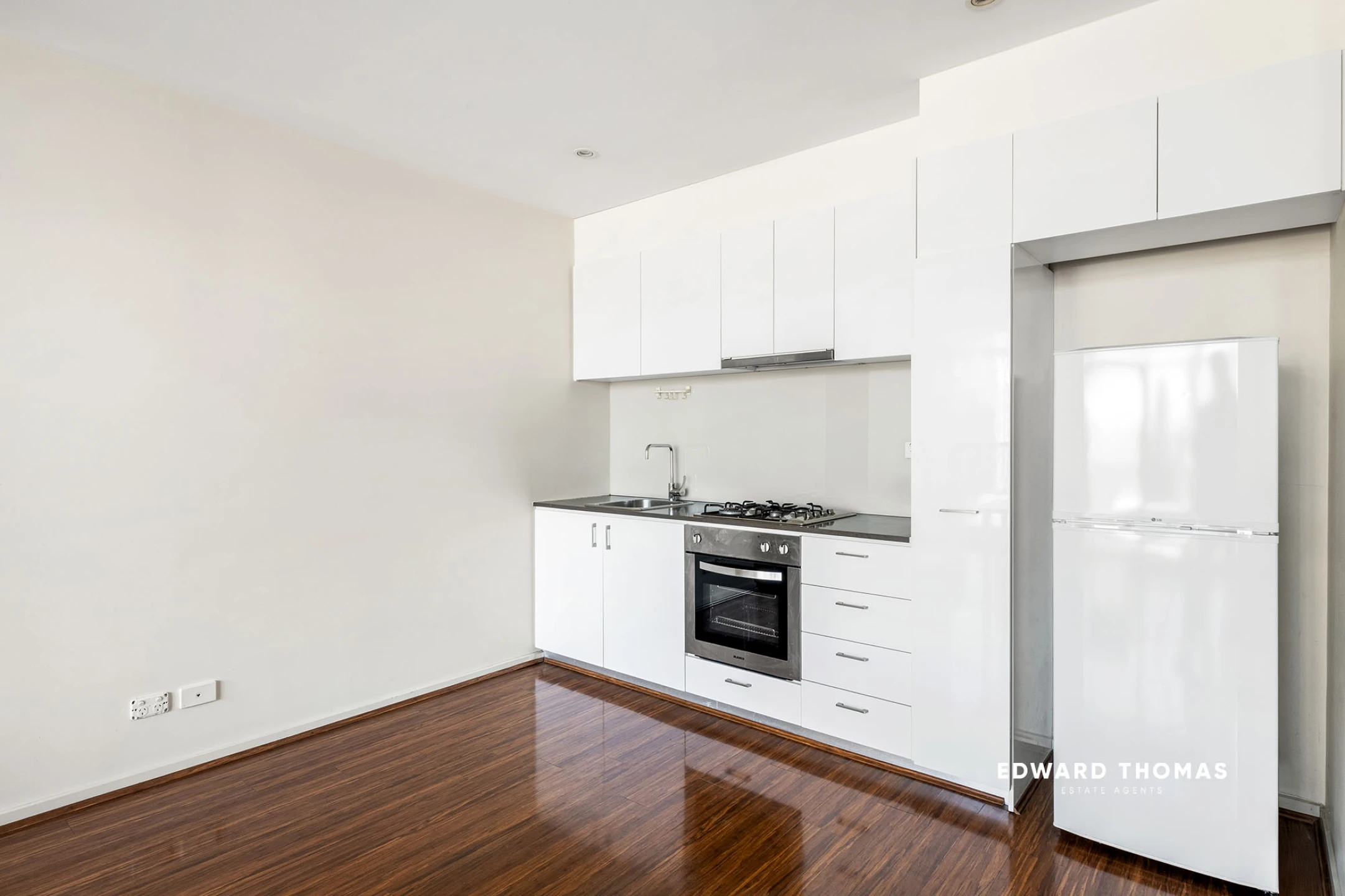 2806 / 380 Little Lonsdale Street, Melbourne VIC 3000, Melbourne - Thumbnail 6