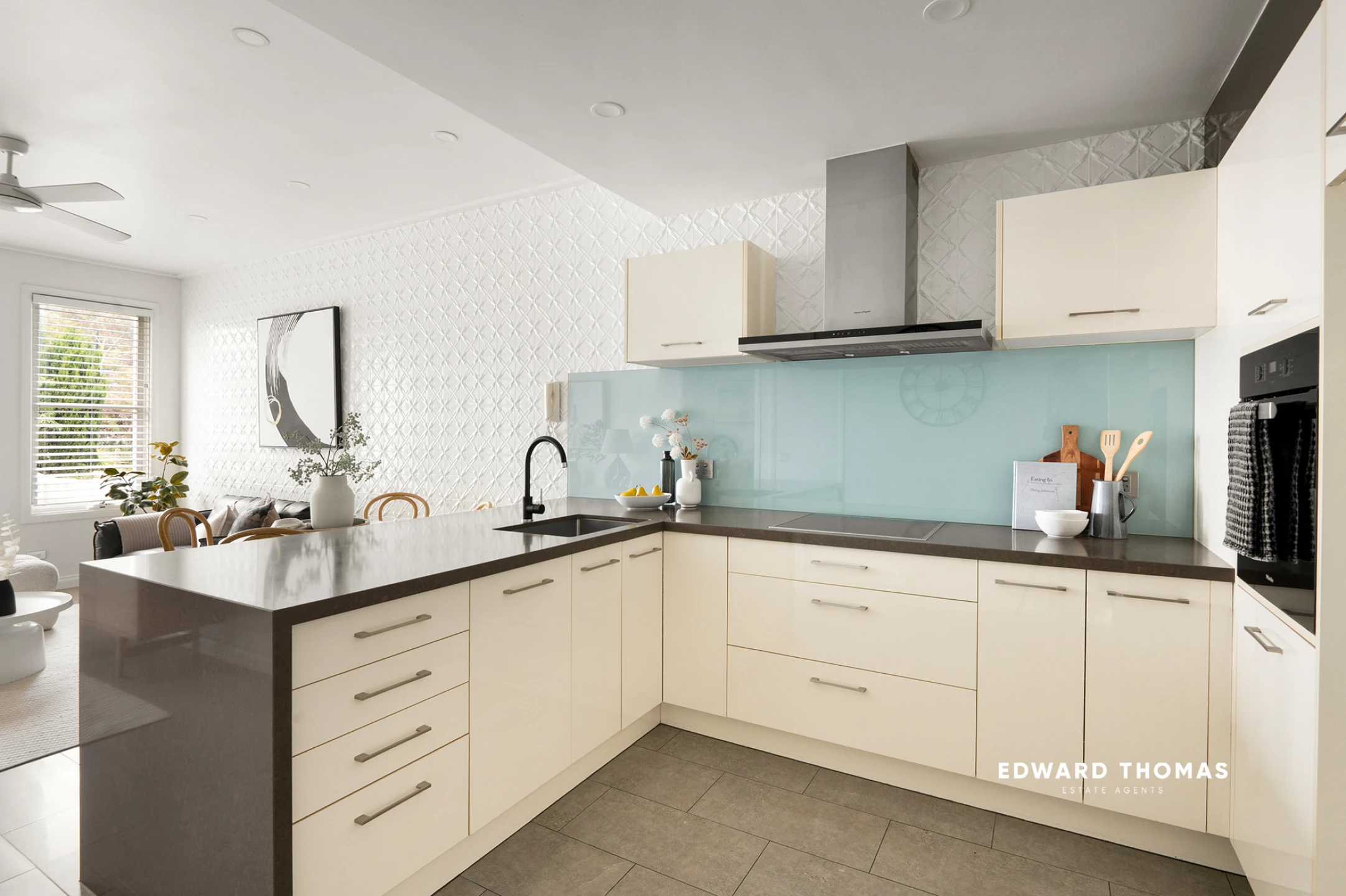 2 / 80 Henry Street, Kensington VIC 3031, Kensington - Thumbnail 4