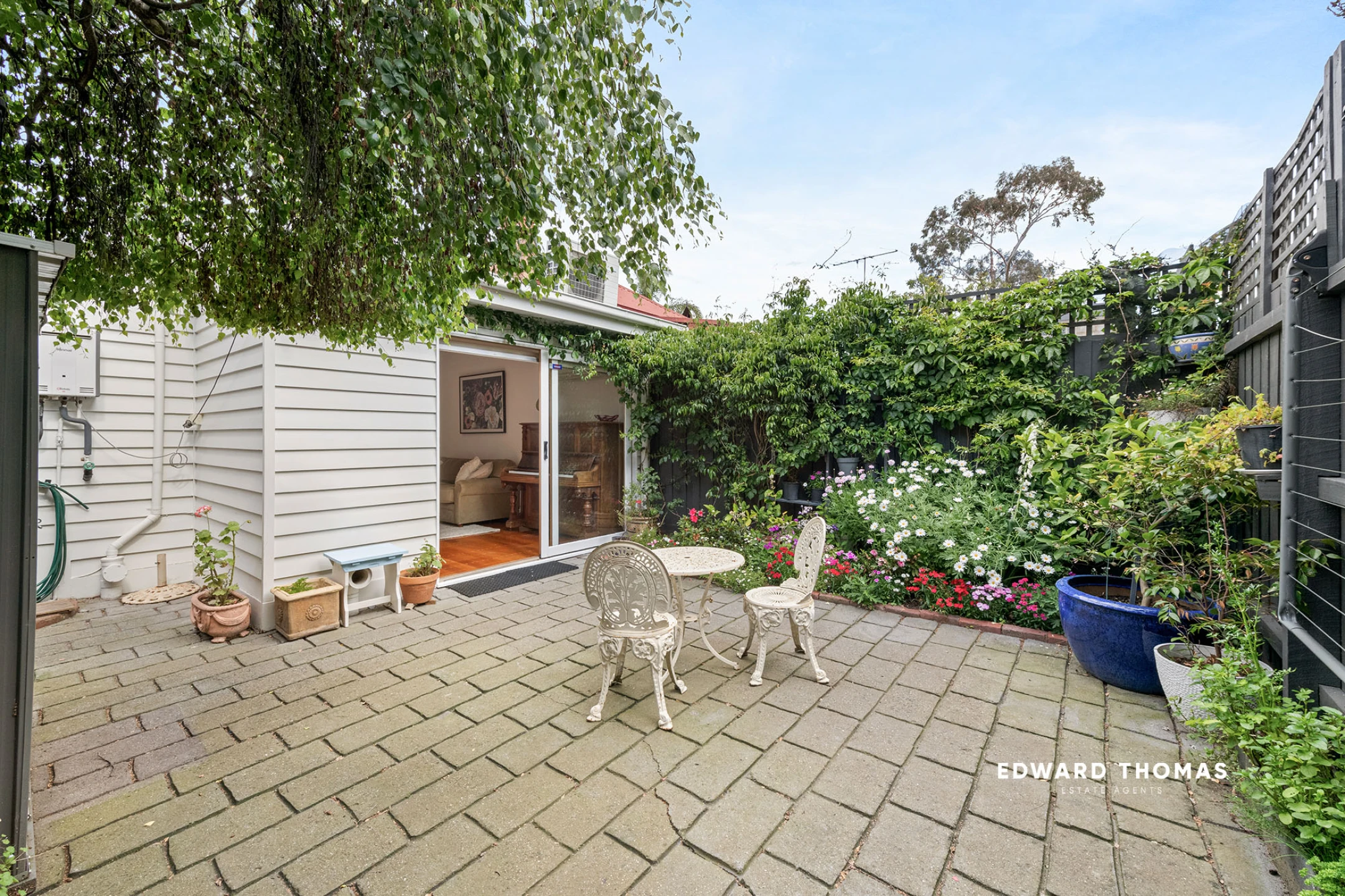 8 Collett Street, Kensington VIC 3031, Kensington - Thumbnail 2