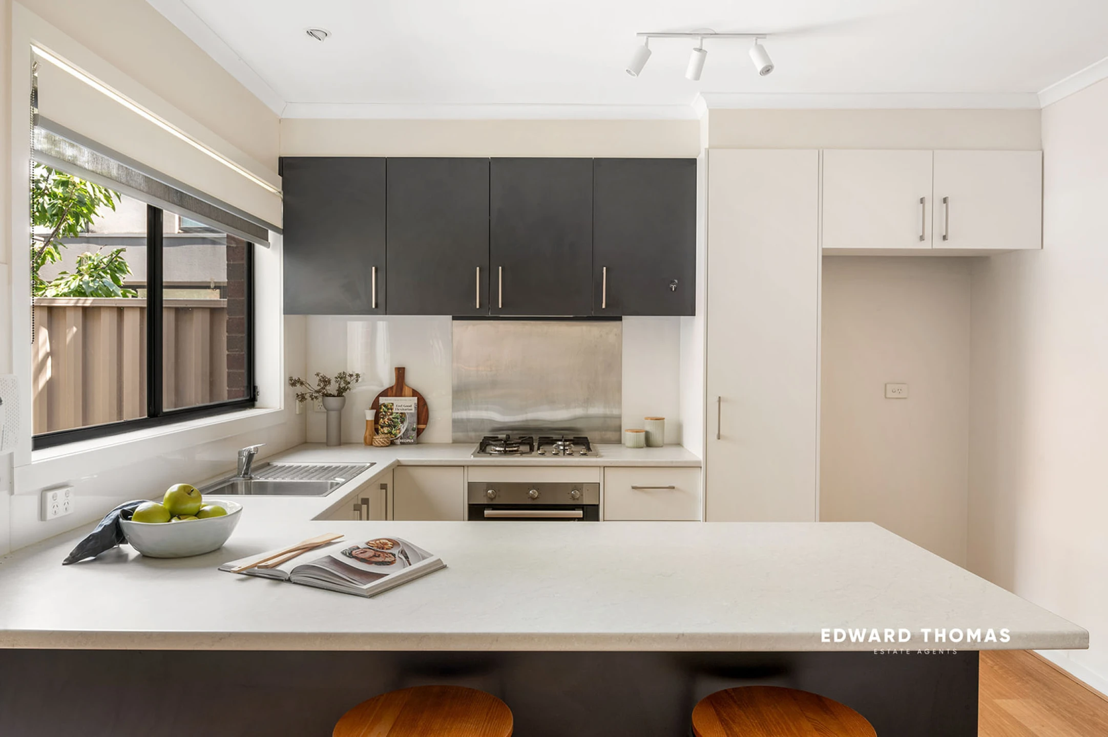 25 Lincoln Mews, KENSINGTON VIC 3031, Kensington - Thumbnail 2