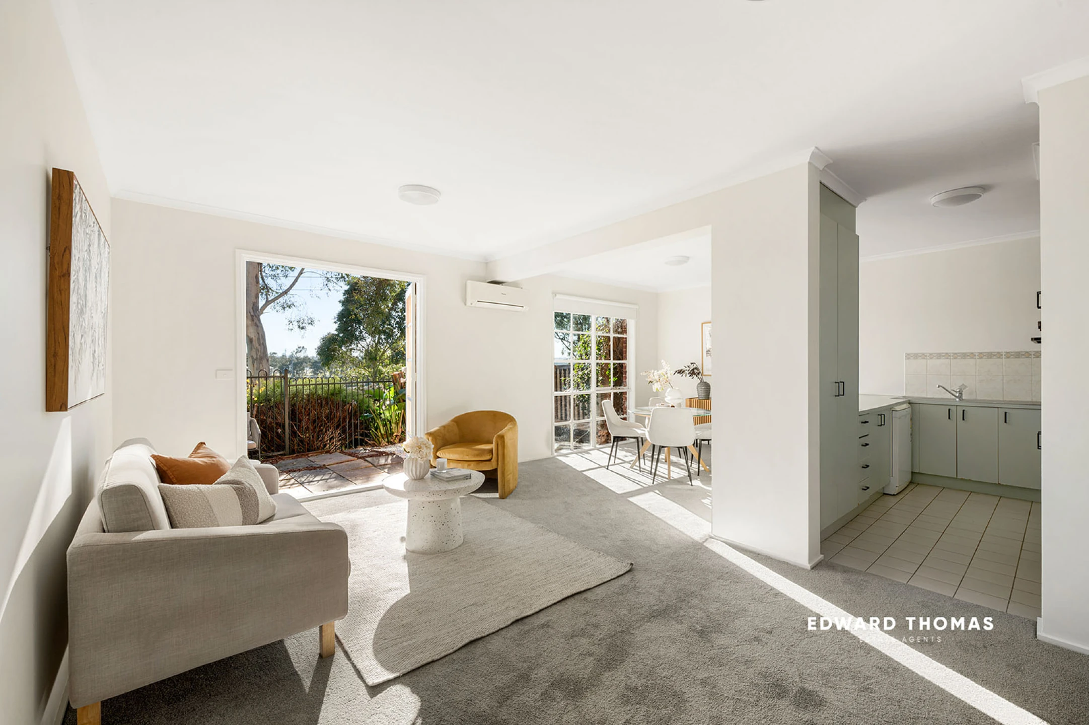 Property enquiry form background image