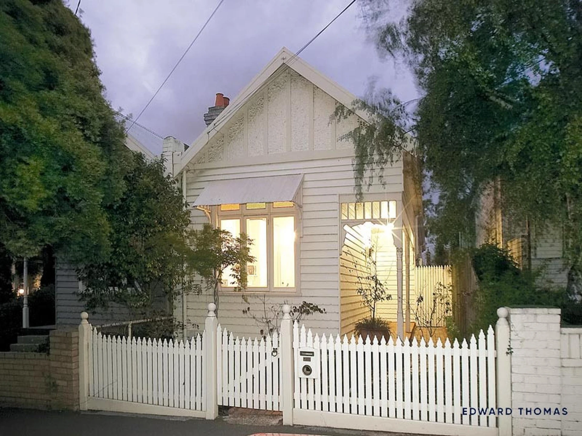 Property enquiry form background image