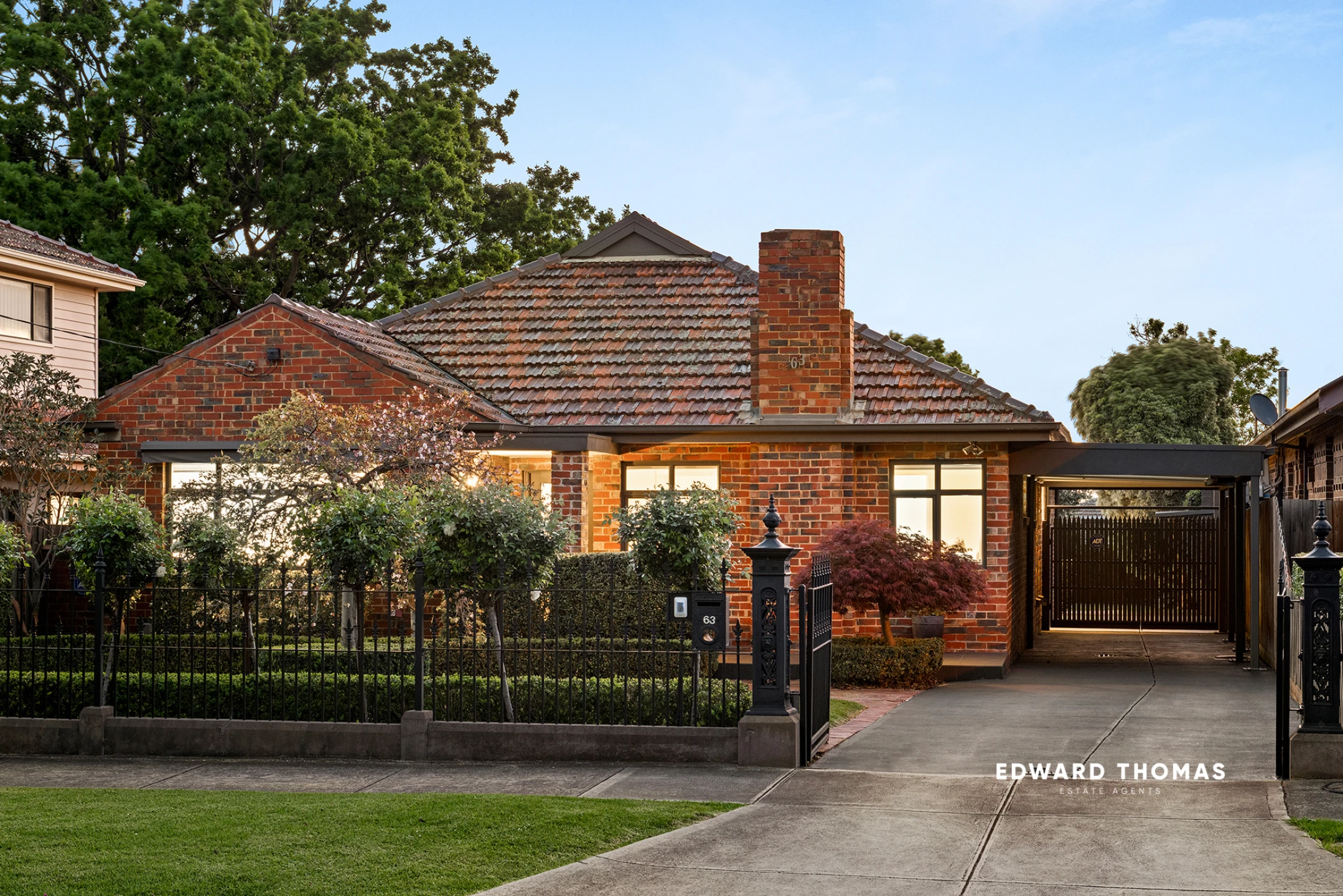 Property enquiry form background image
