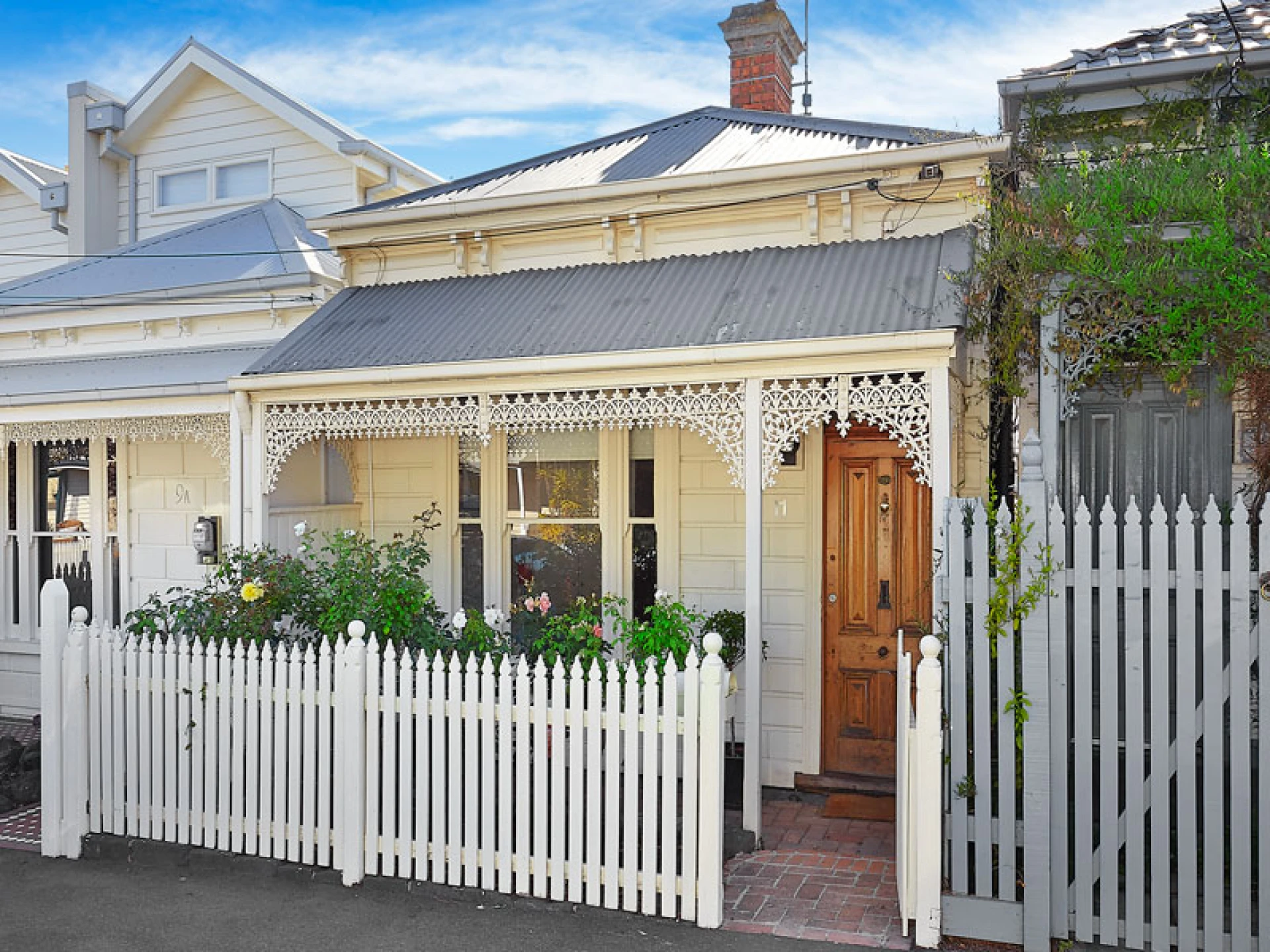 Property enquiry form background image