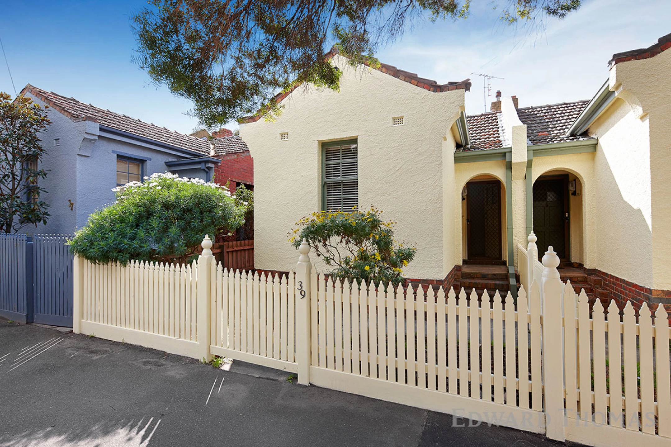 Property enquiry form background image