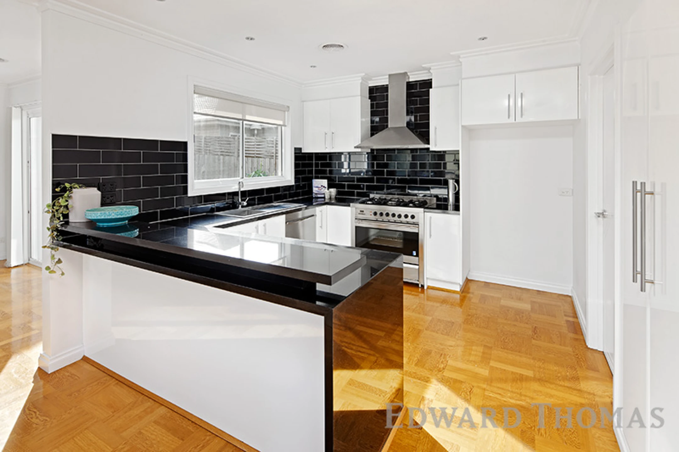 182 Fogarty Avenue, Yarraville VIC 3013, Yarraville - Thumbnail 5