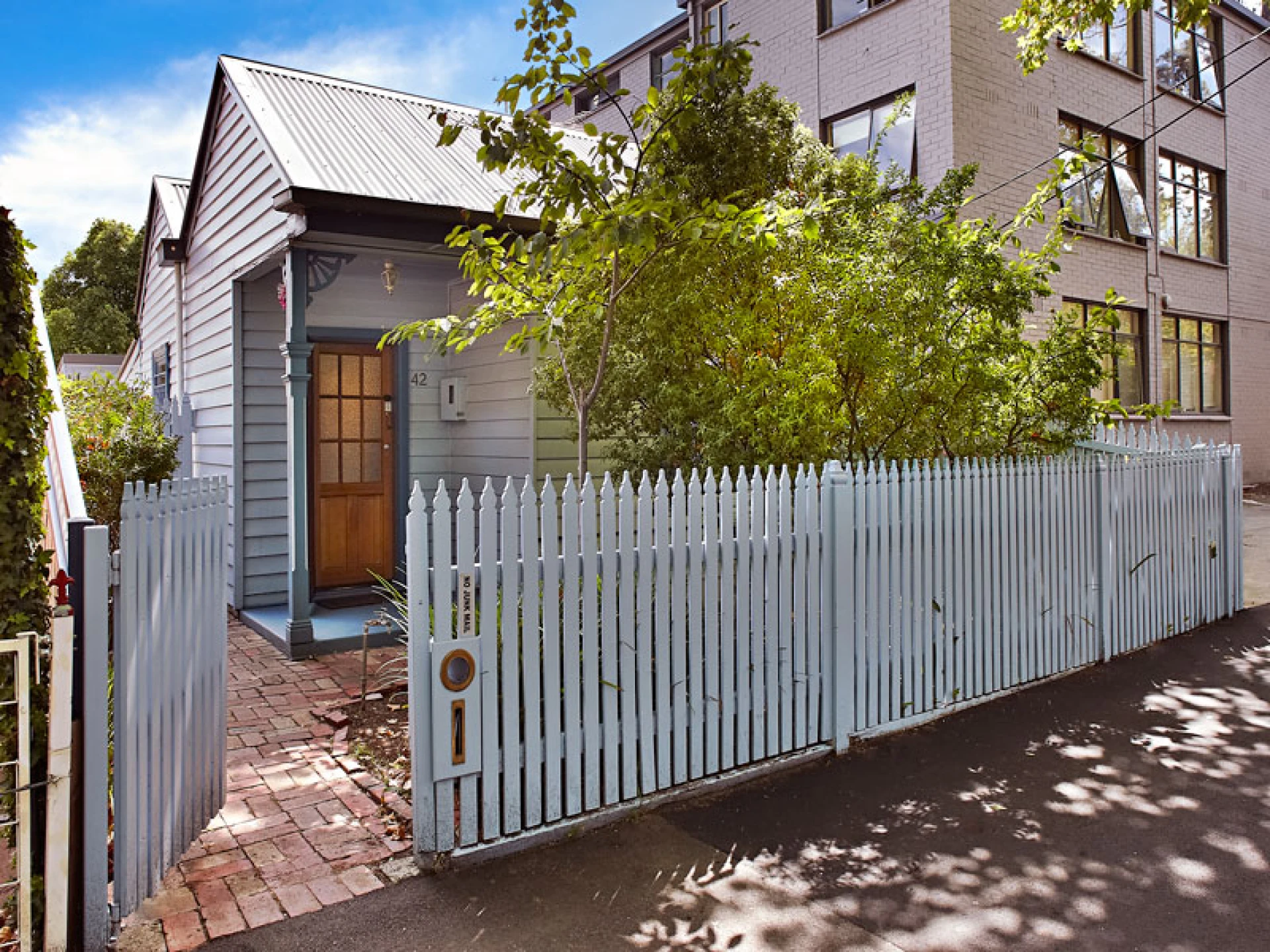 Property enquiry form background image