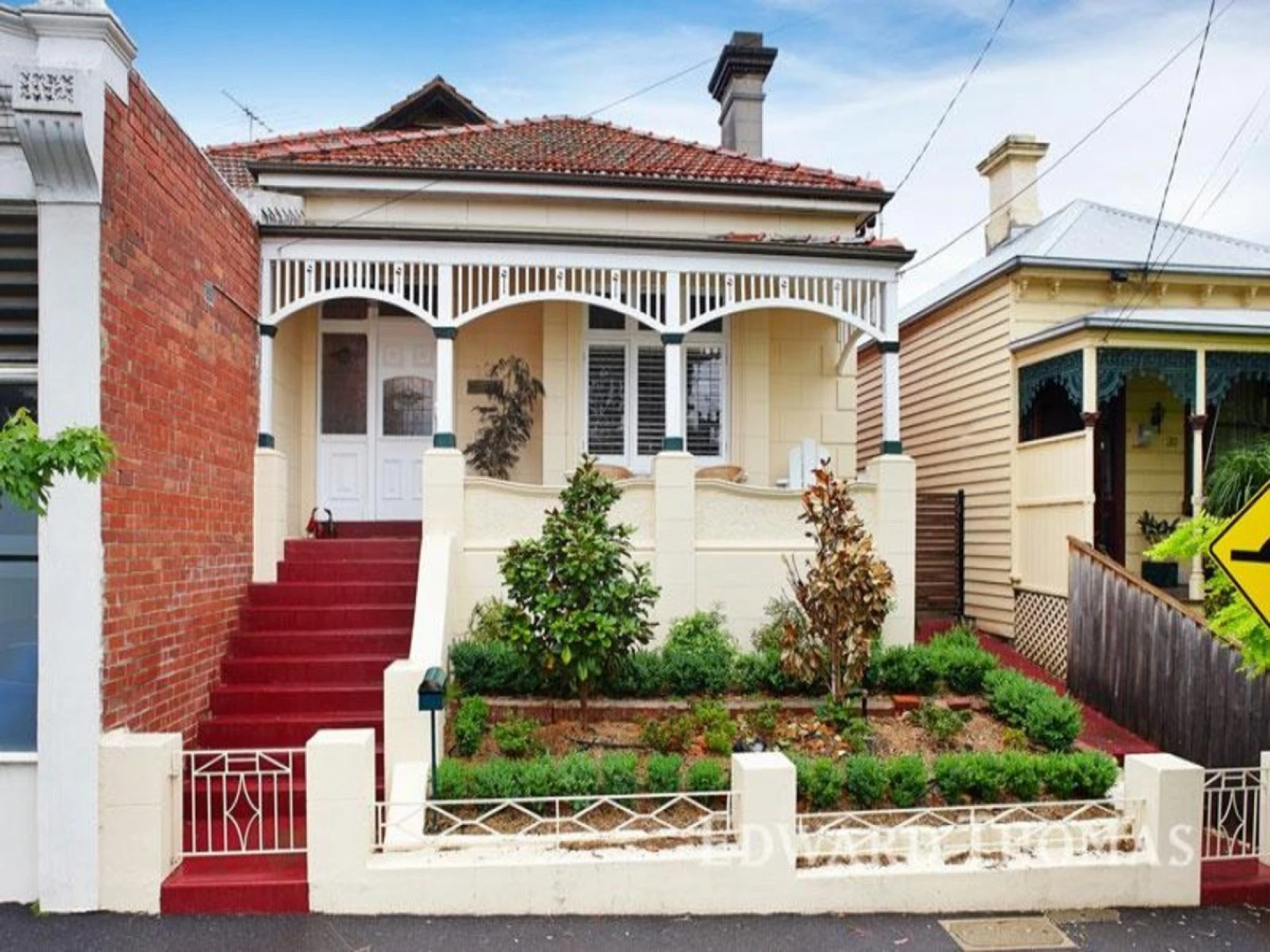 Property enquiry form background image