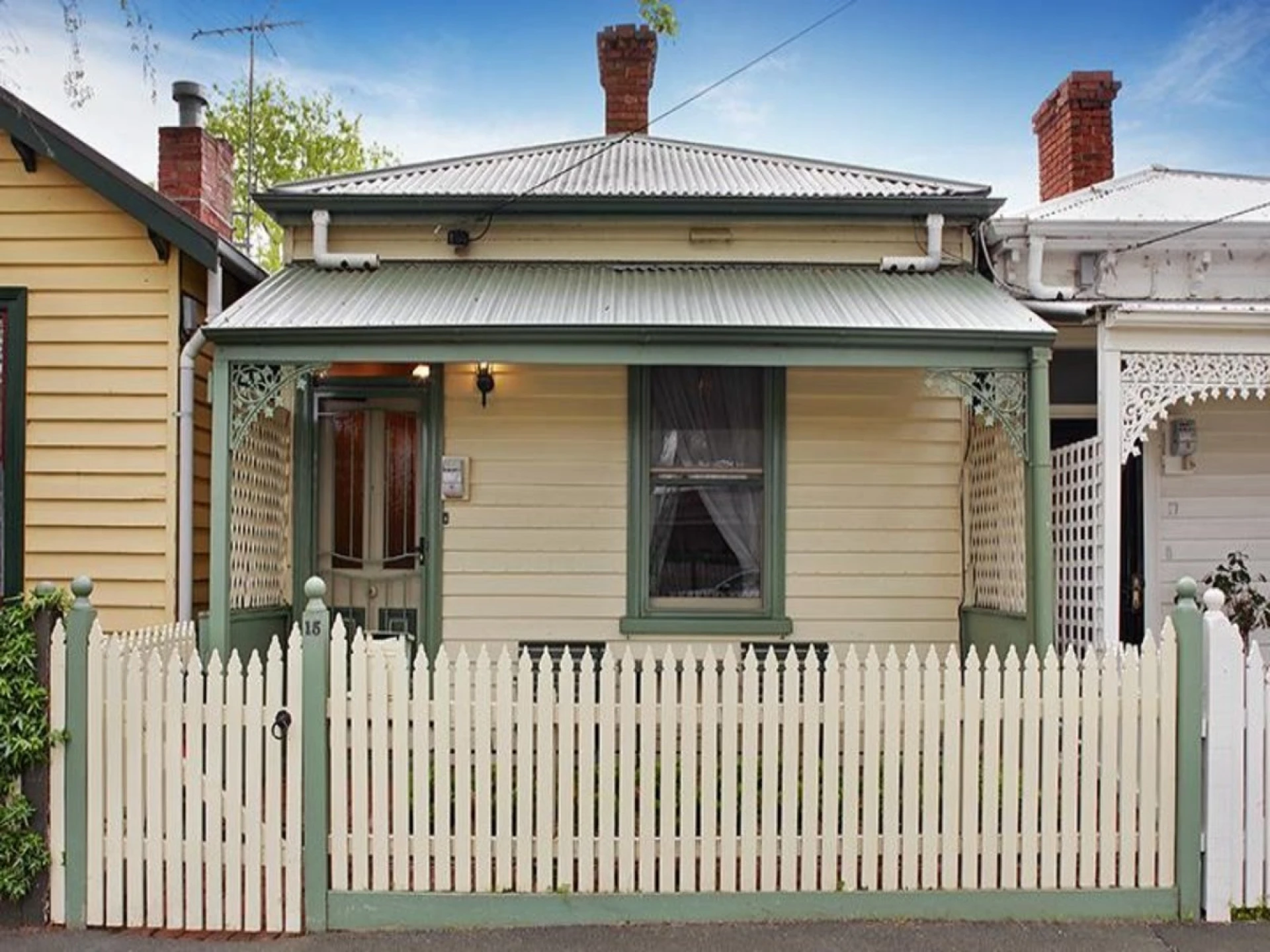 Property enquiry form background image