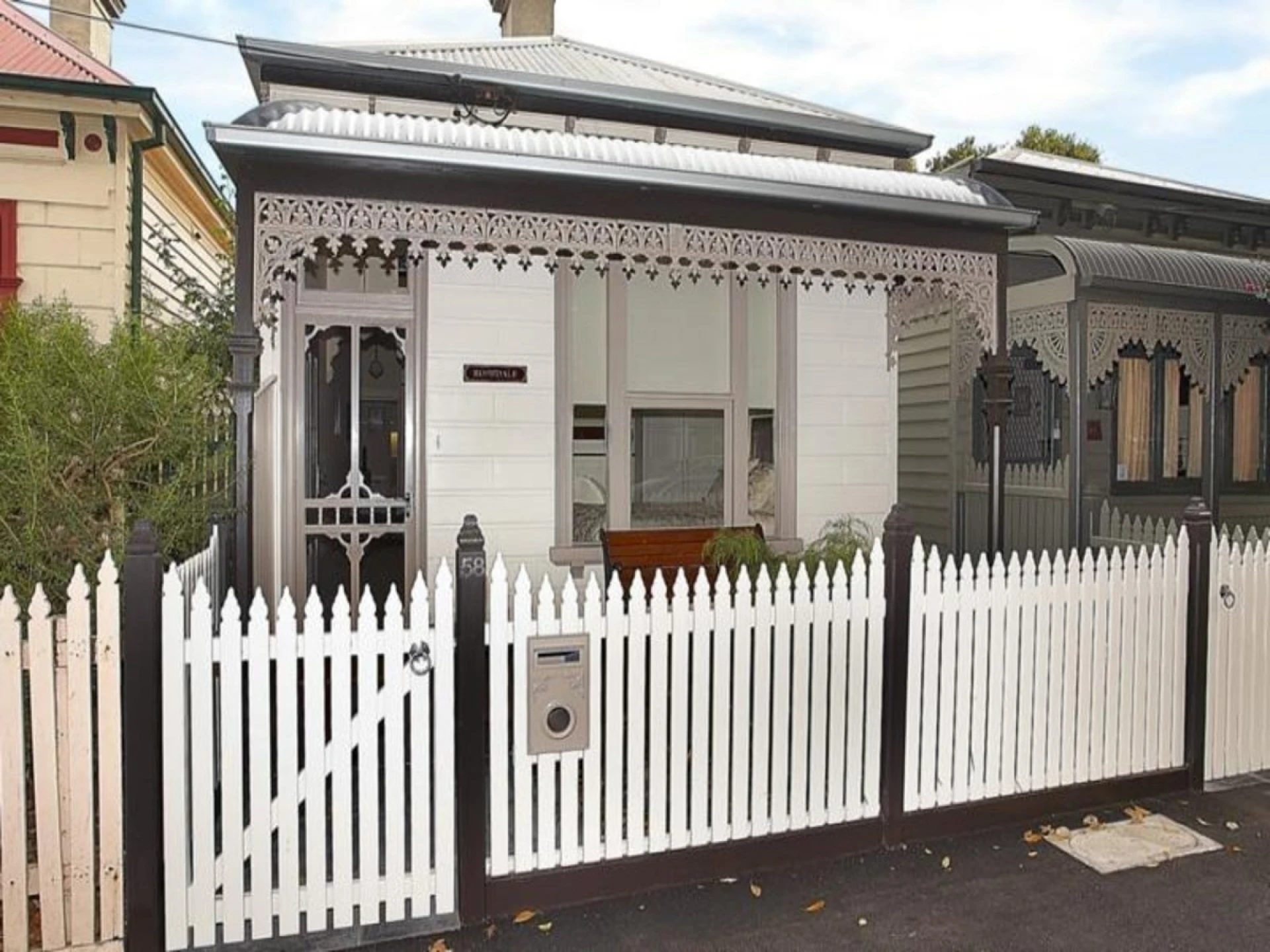 Property enquiry form background image