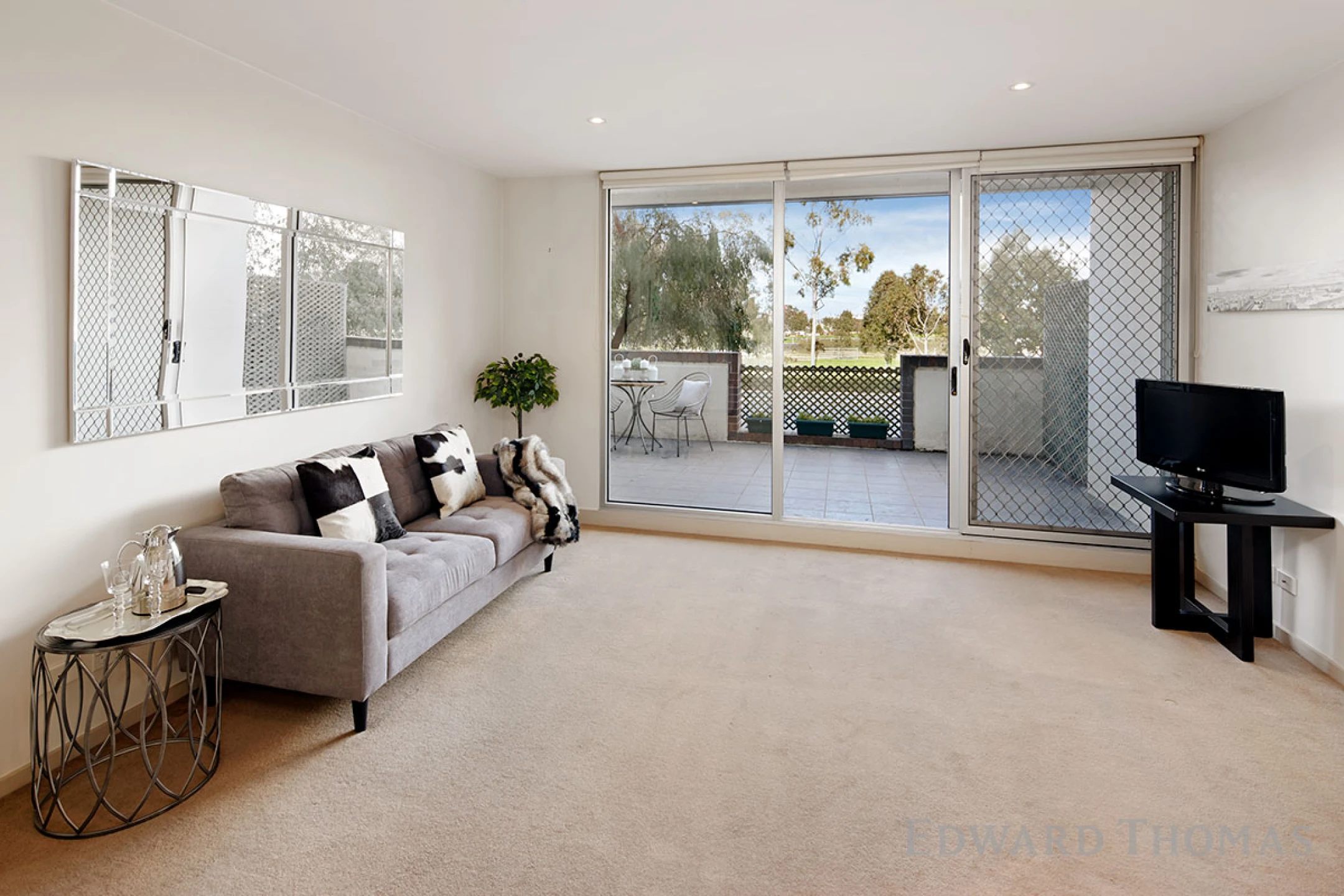 Property enquiry form background image
