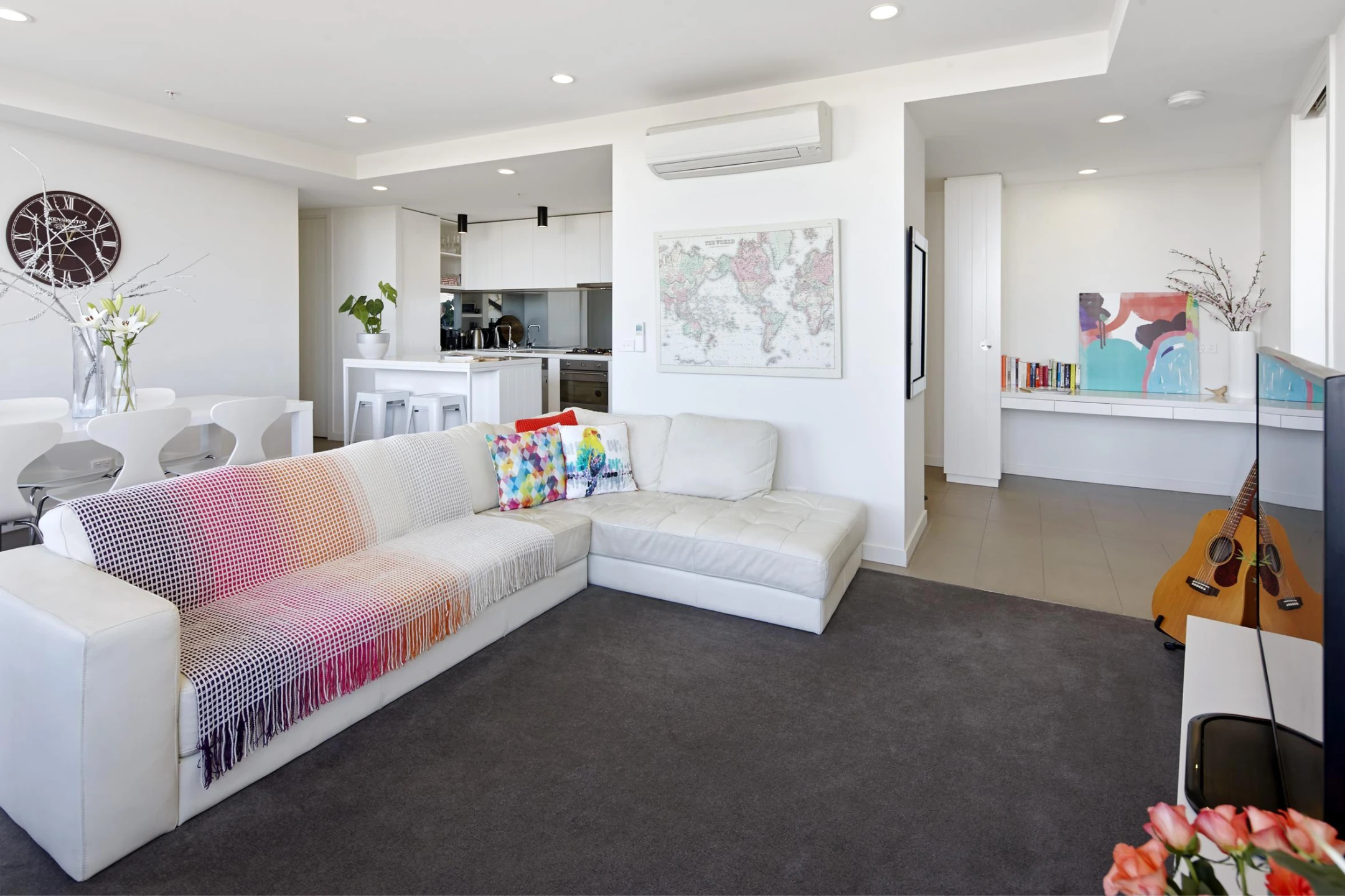 Property enquiry form background image