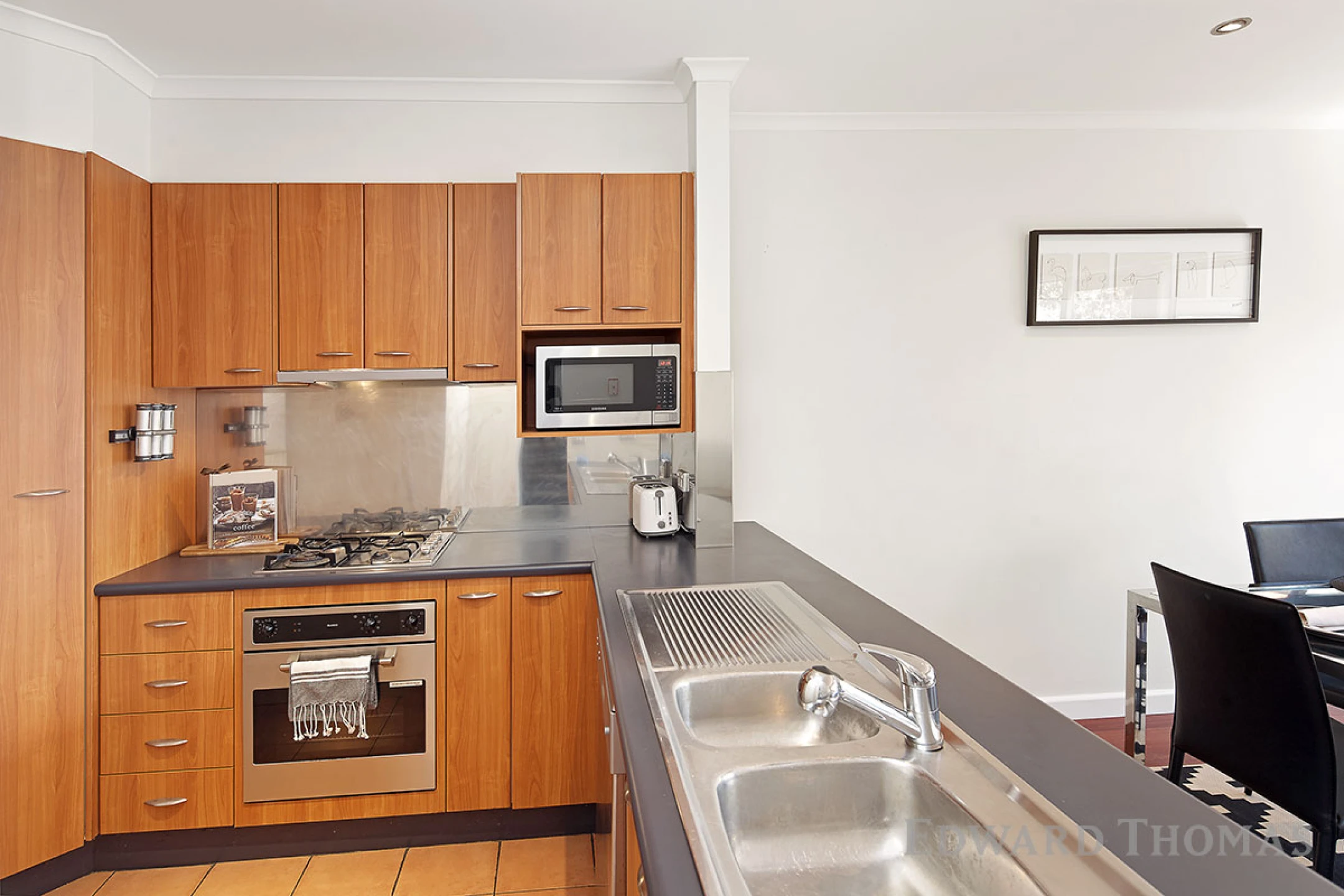 100 Westbourne Road, Kensington VIC 3031, Kensington - Thumbnail 5