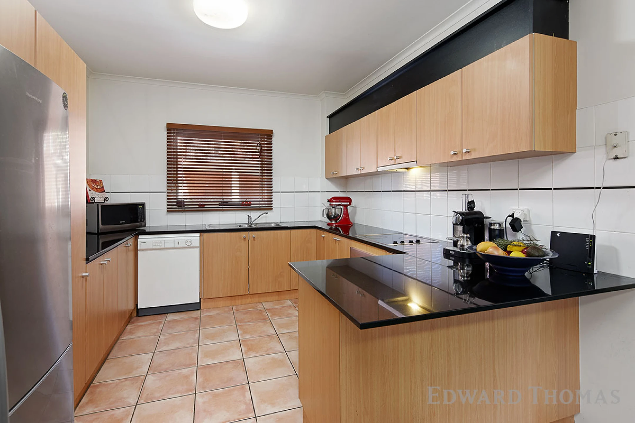 2 / 2 Howlett Street, Kensington VIC 3031, Kensington - Thumbnail 3
