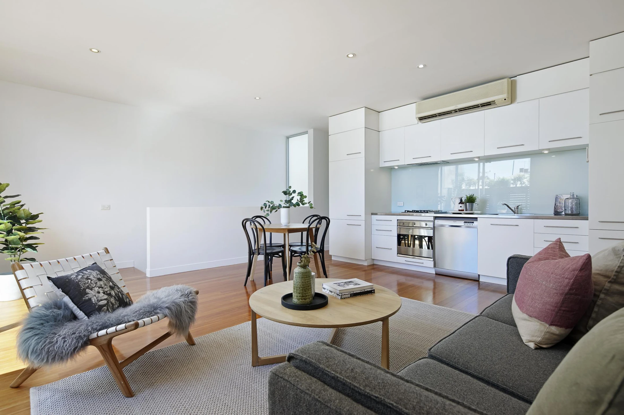 6 / 7 Sanders Place, Richmond VIC 3121, Richmond - Thumbnail 2