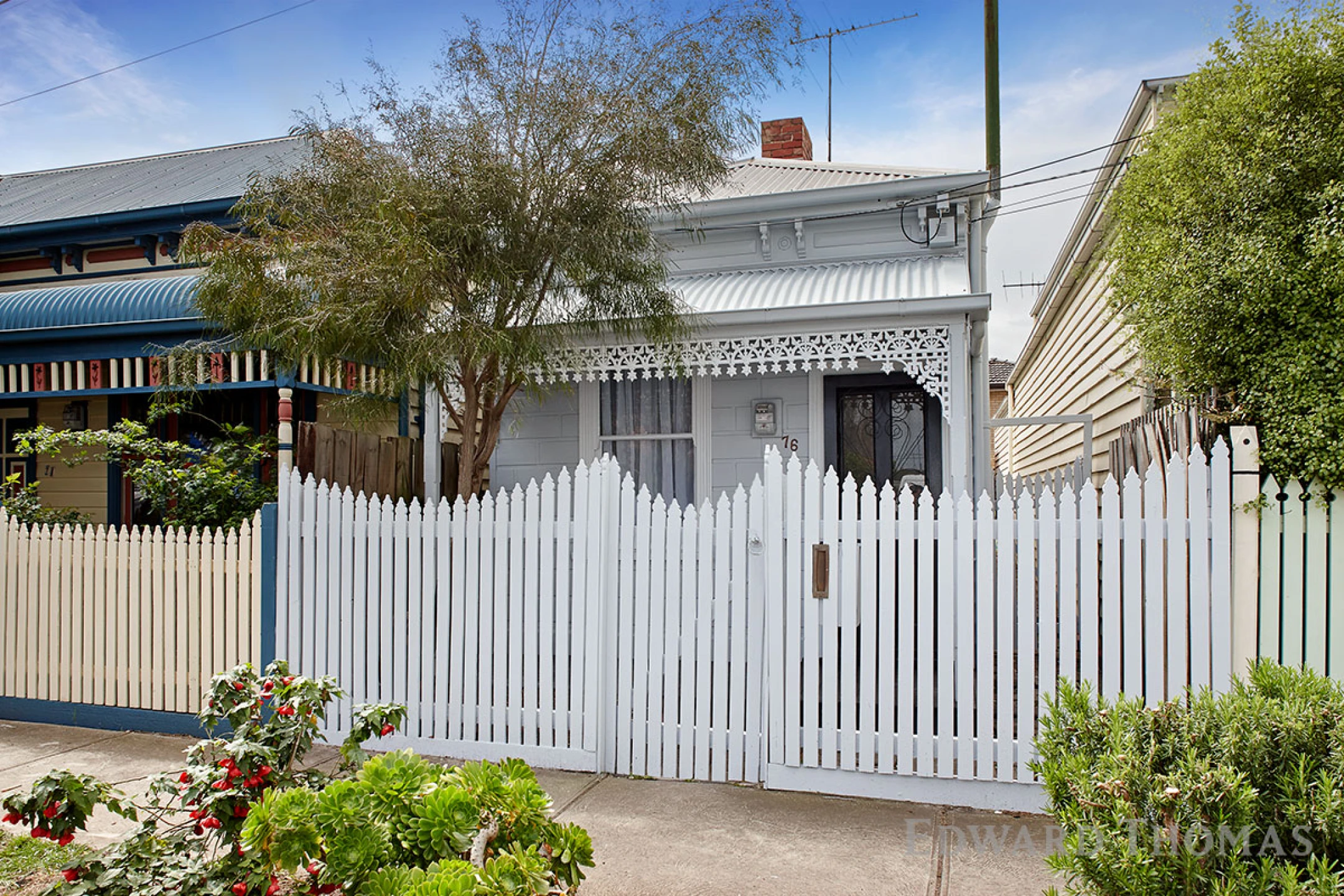 Property enquiry form background image
