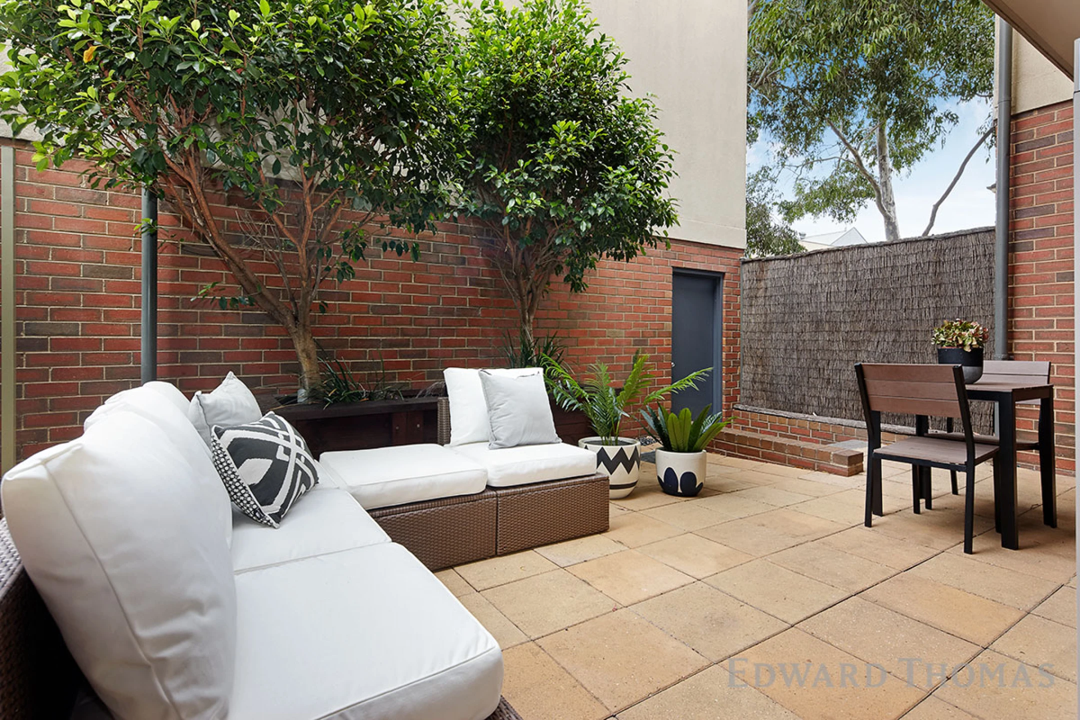 72 Newton Street, Kensington VIC 3031, Kensington - Thumbnail 2