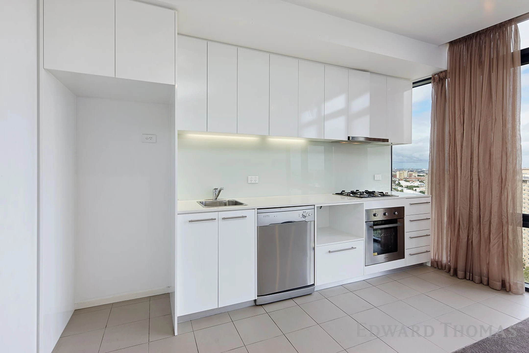 1916 / 18 Mt Alexander Road, Travancore VIC 3032, Travancore - Thumbnail 2
