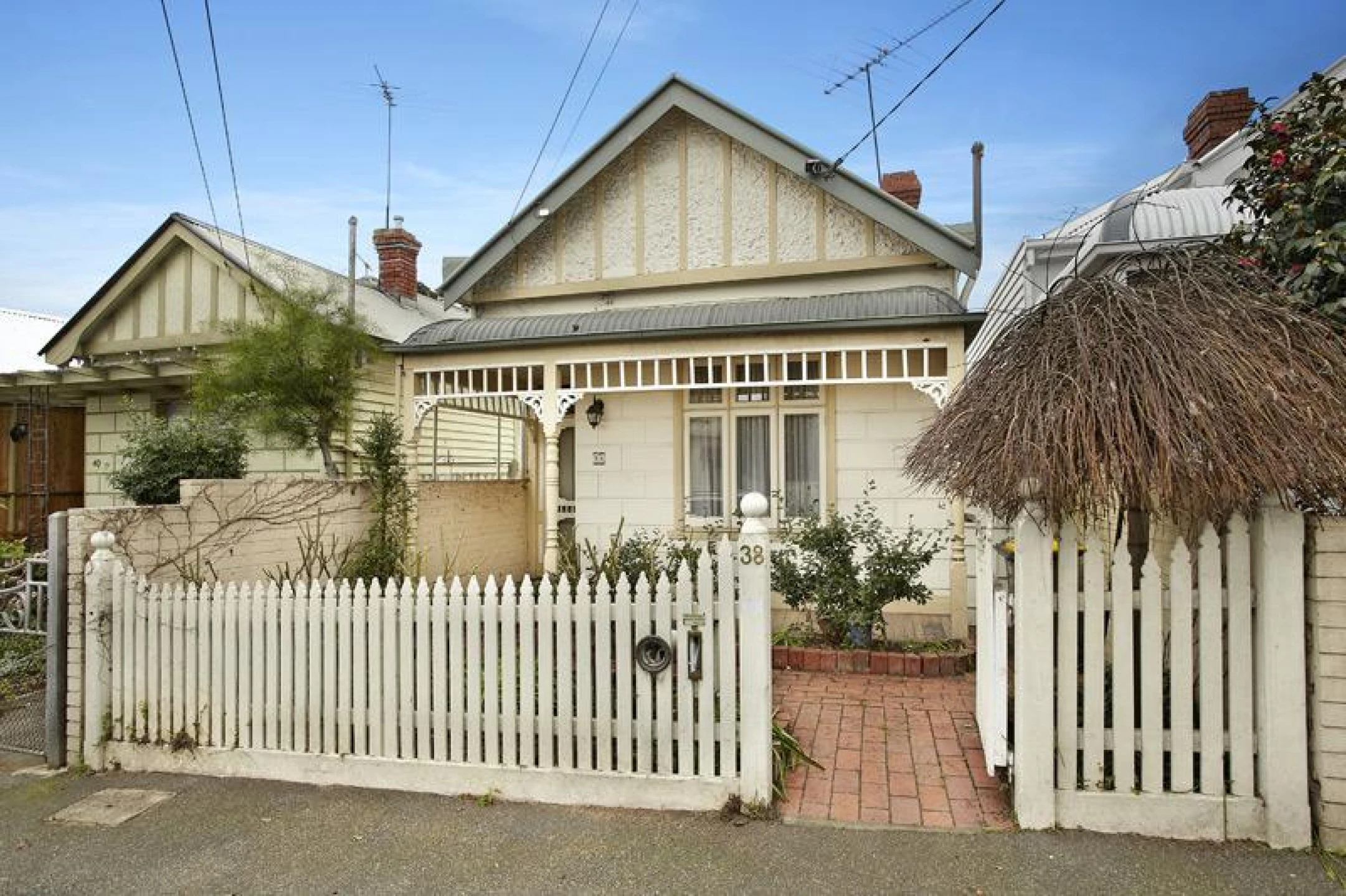 Property enquiry form background image