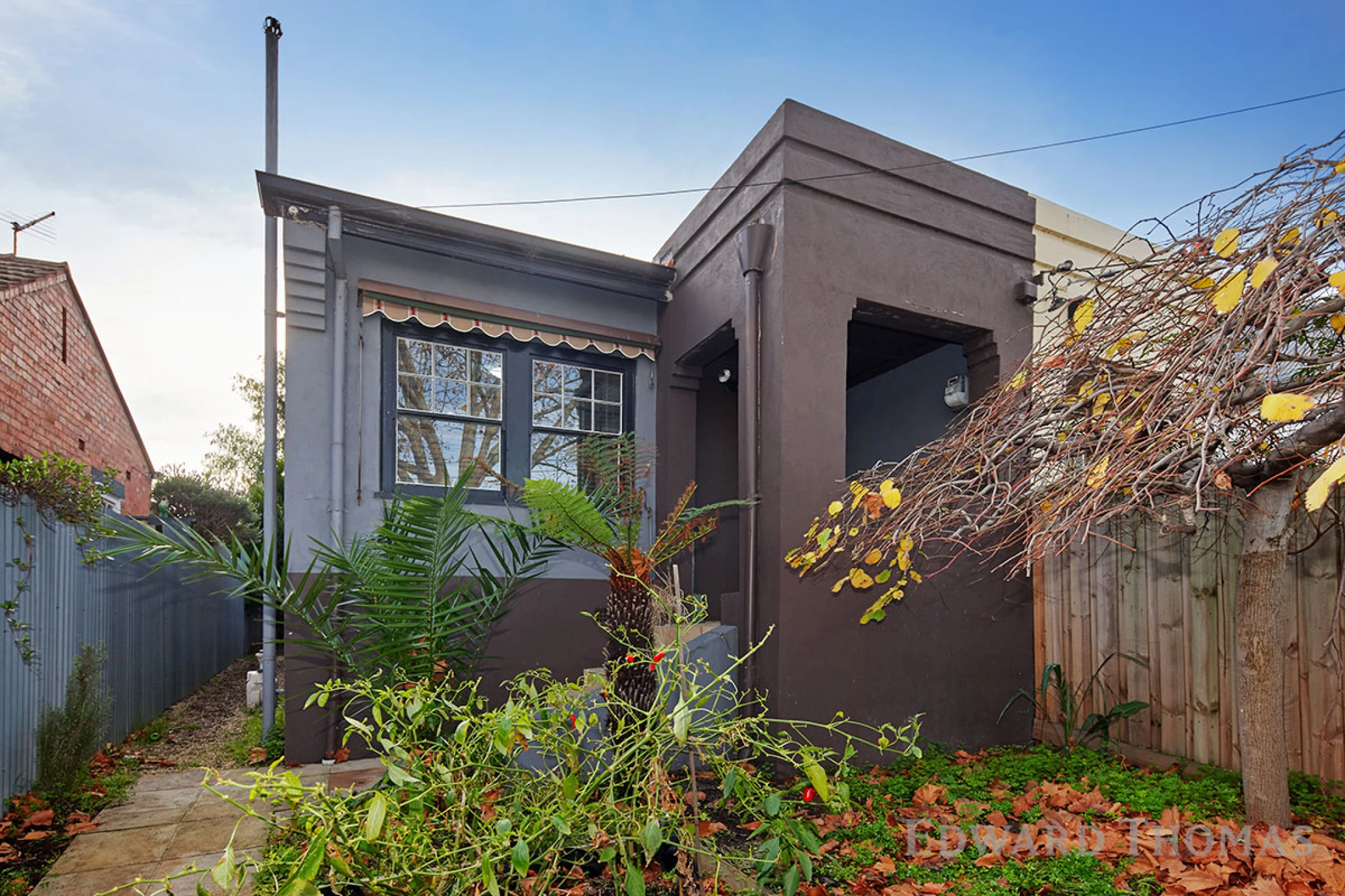 Property enquiry form background image